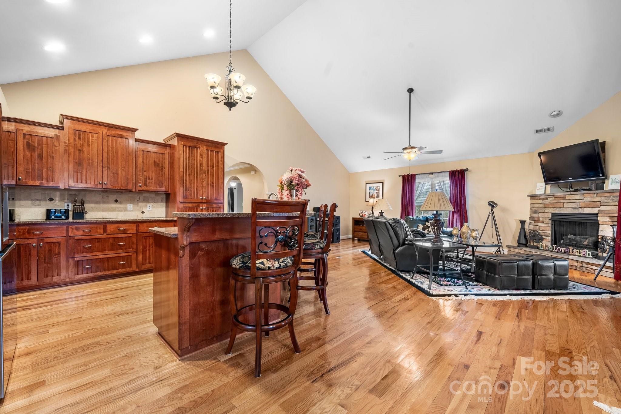 1263 Waterford Drive Property Photo 12