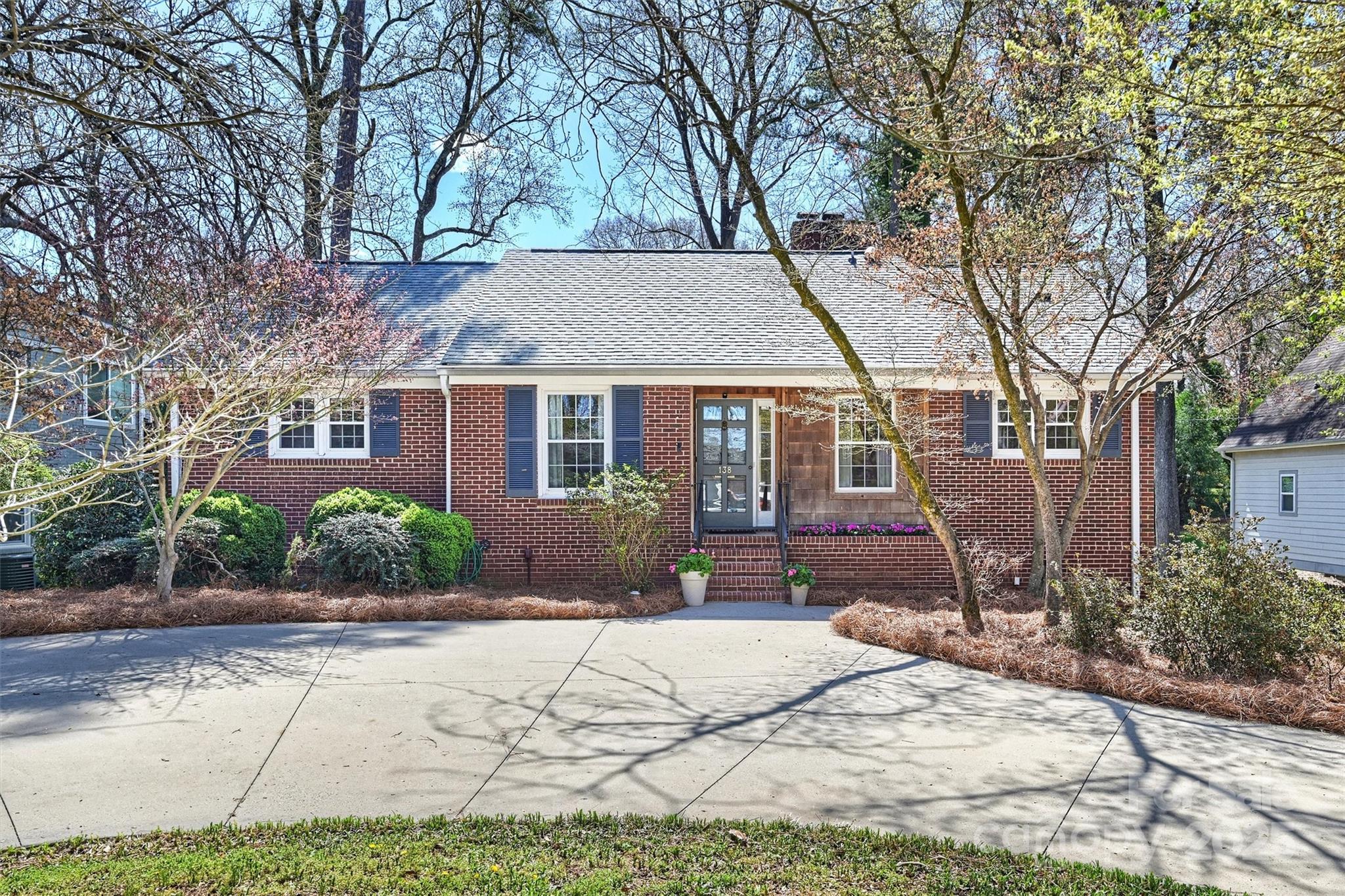 Barclay Downs Real Estate Listings Main Image