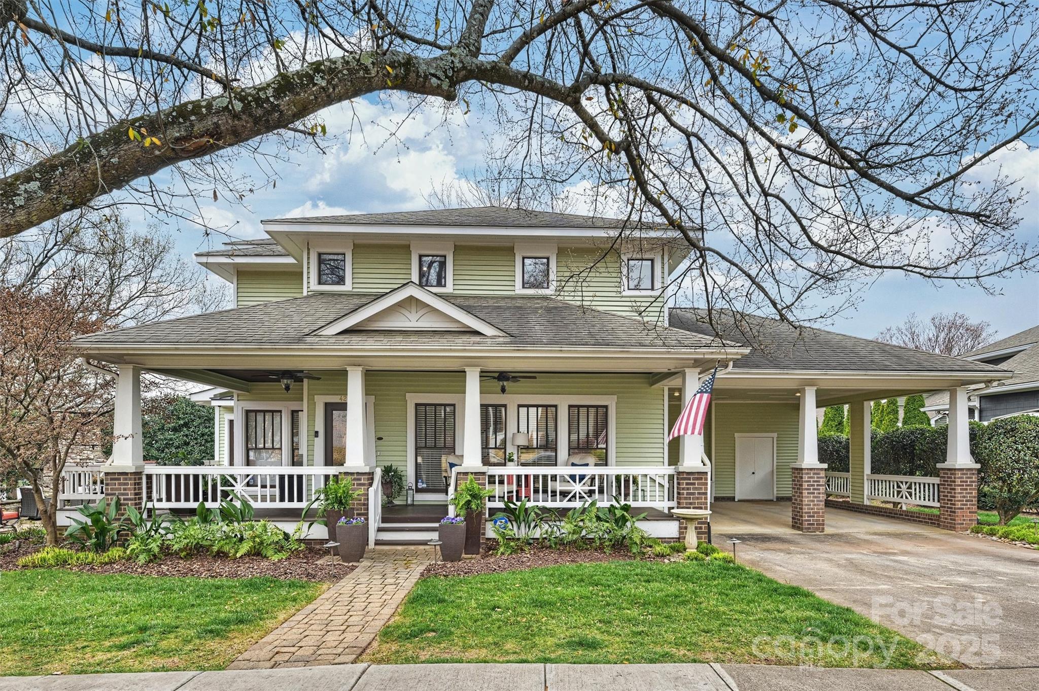 426 Magnolia Avenue Property Photo