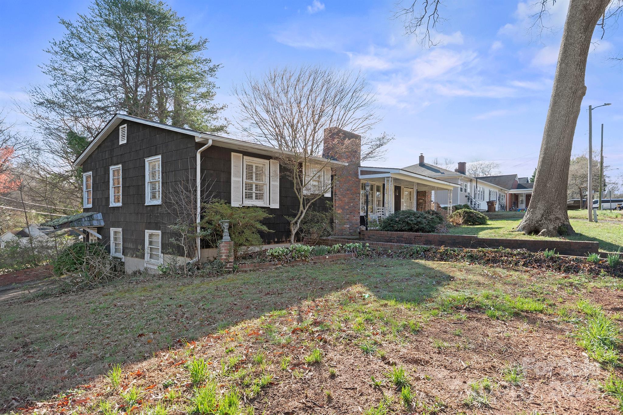 709 S Cedar Street Property Photo