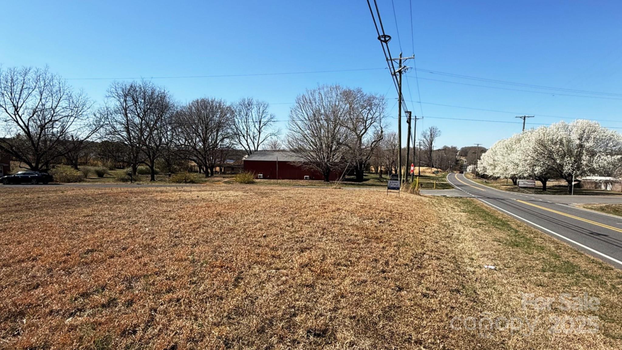 1302 Earl Road Property Photo 8