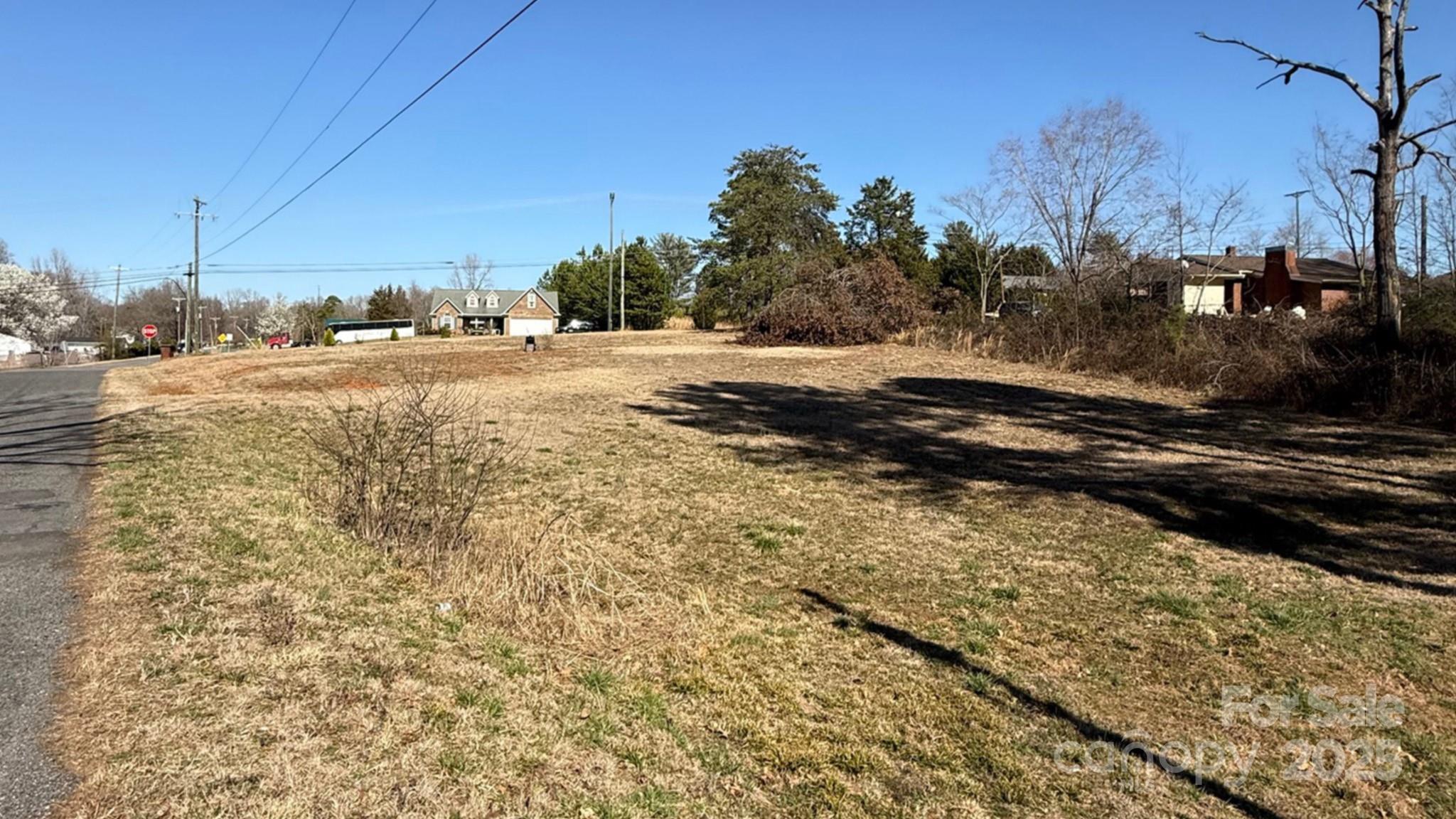 1302 Earl Road Property Photo 9
