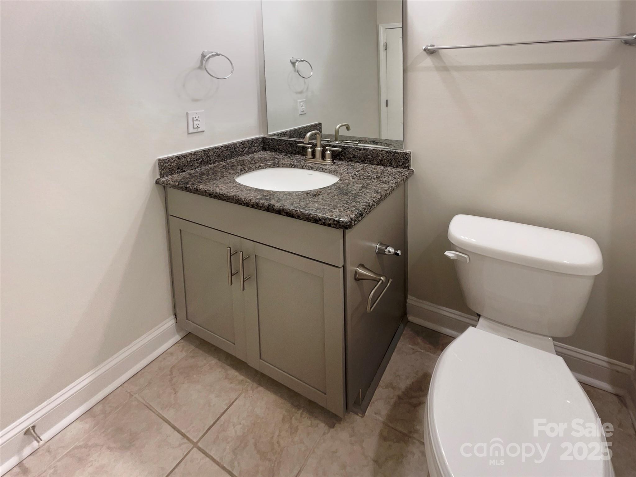 2085 Saddlebred Drive Property Photo 17