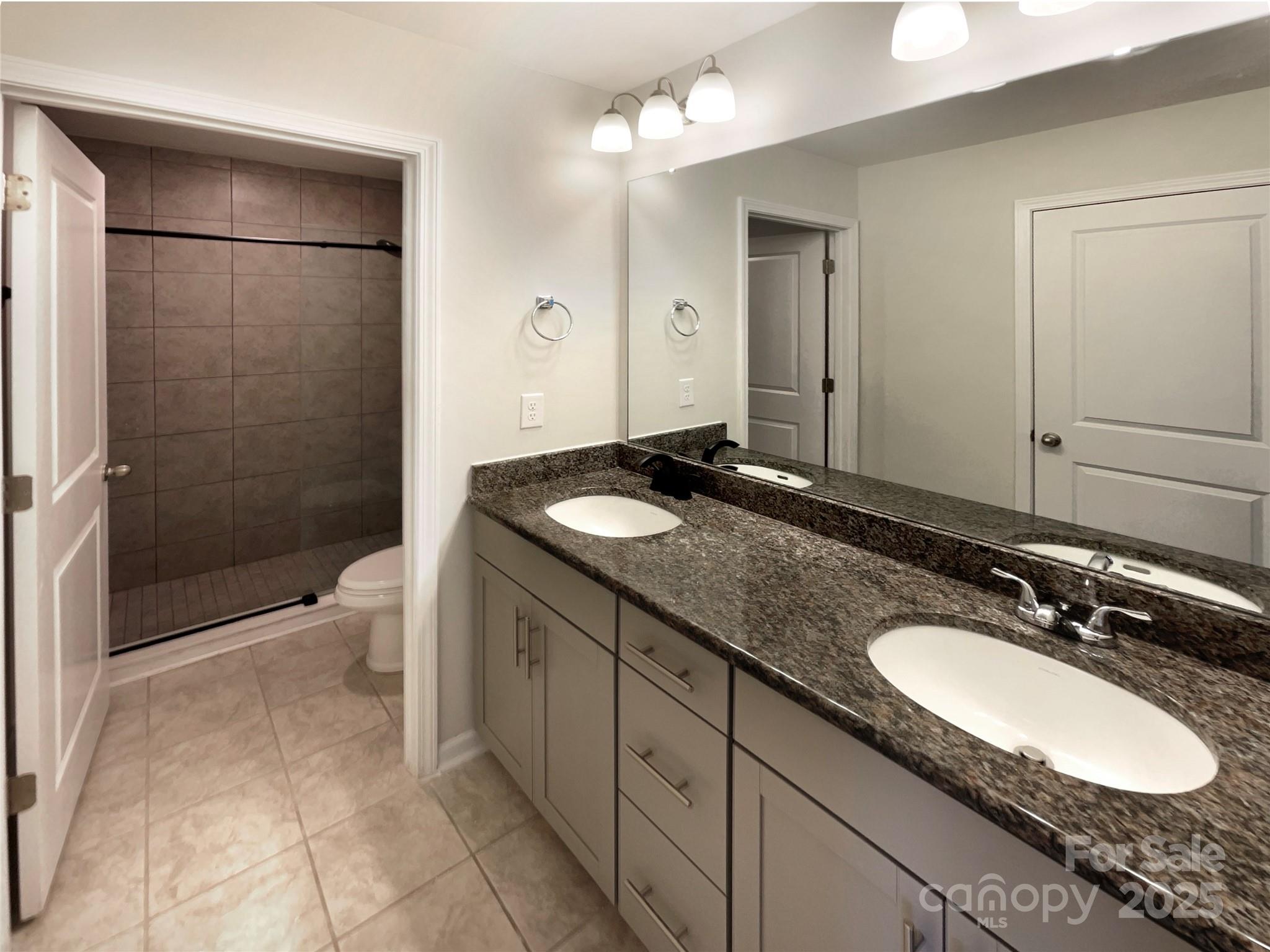 2085 Saddlebred Drive Property Photo 20