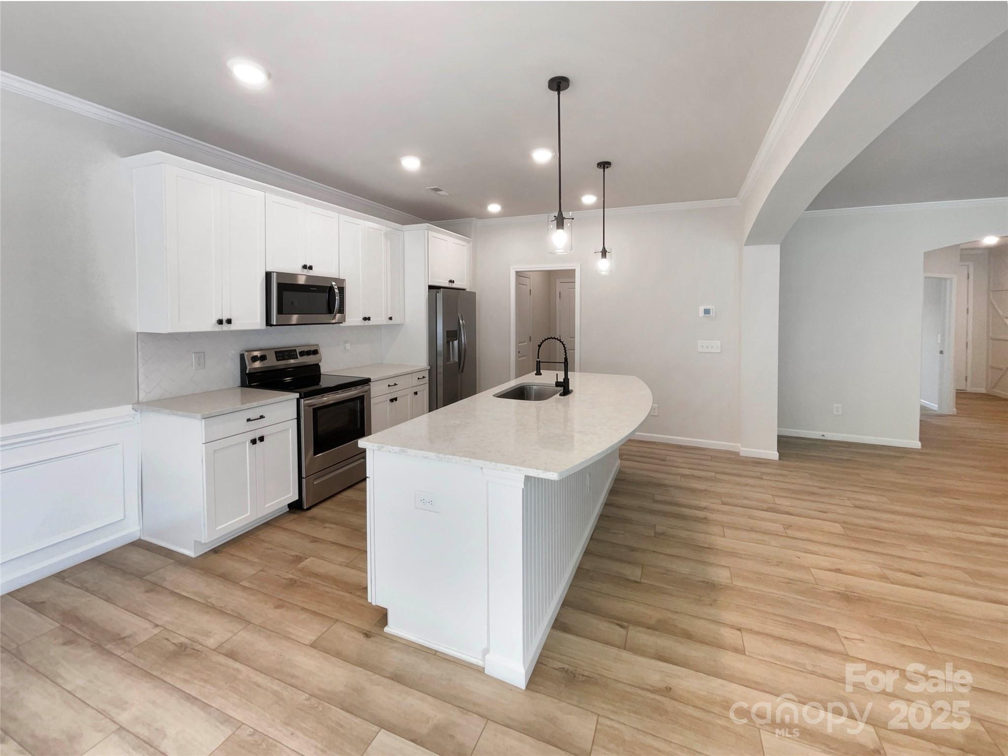 8212 Merryvale Lane Property Photo 10