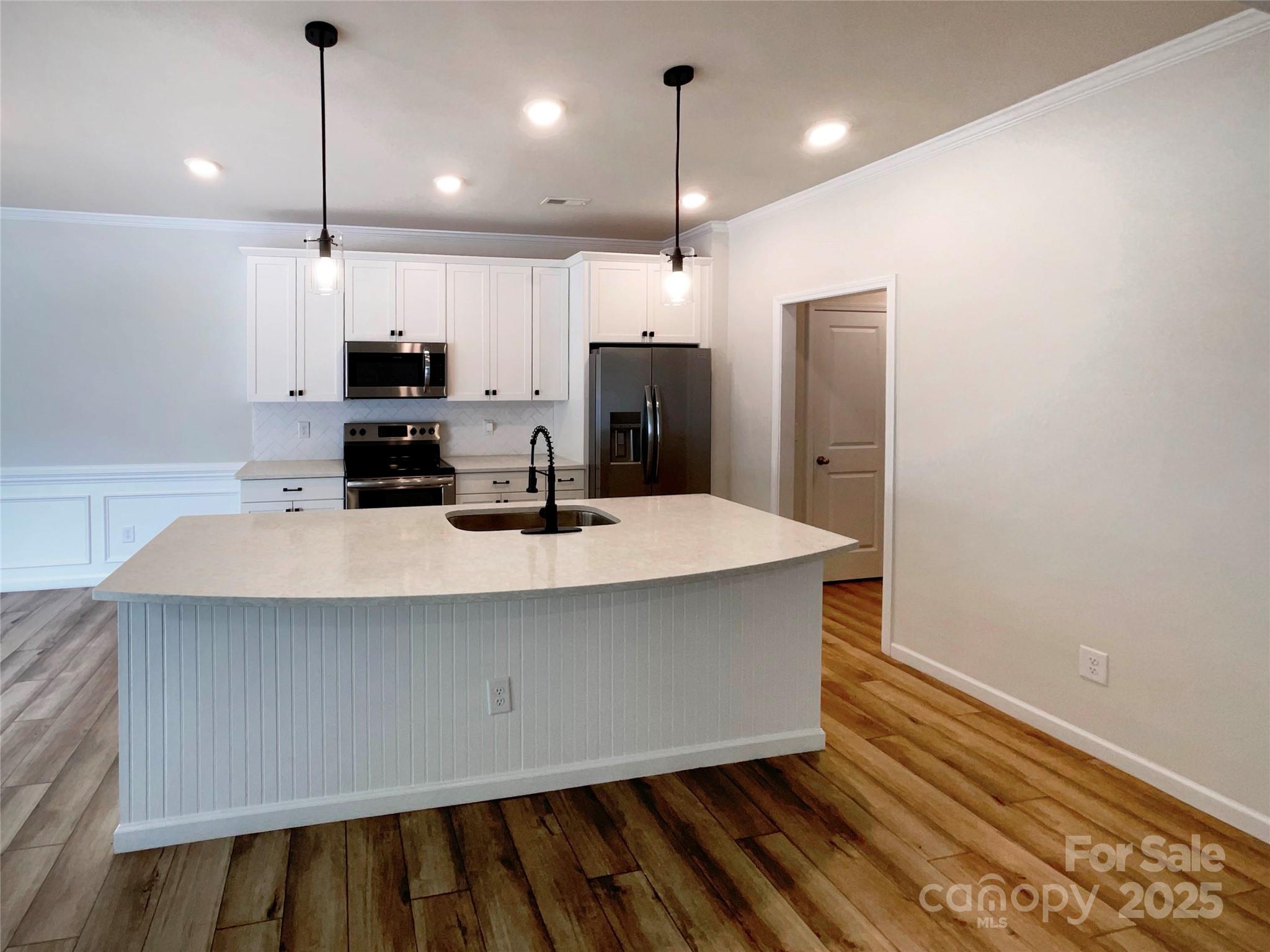 8212 Merryvale Lane Property Photo 11