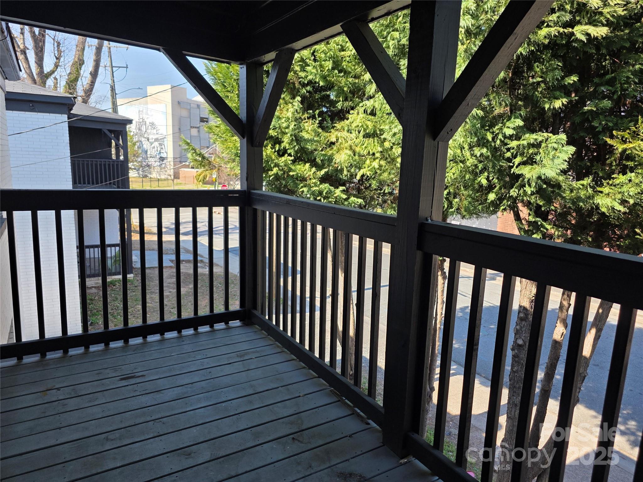 1519 And 1521 Montgomery Street Property Photo 11
