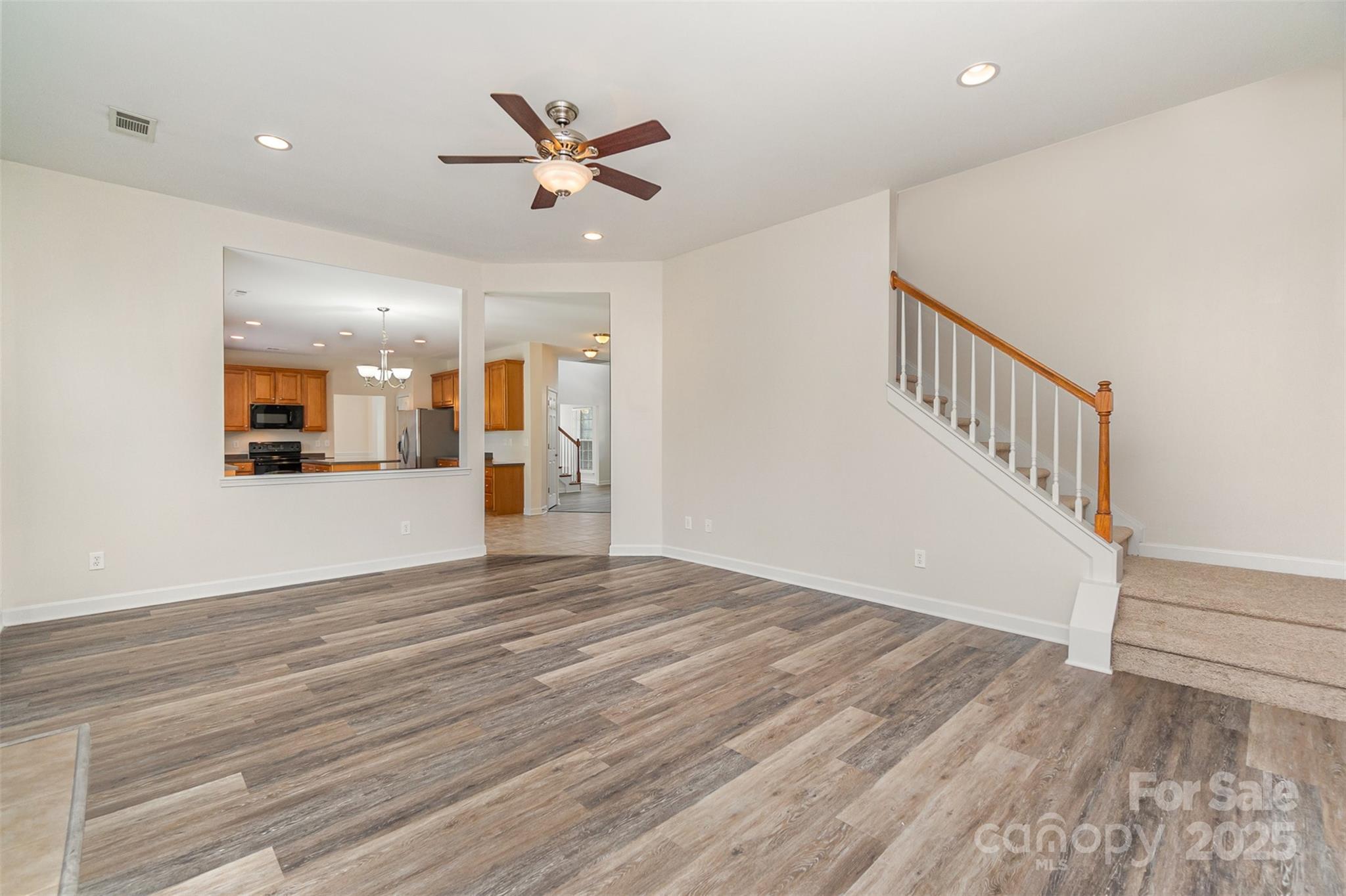 1615 Jekyll Lane Property Photo 10