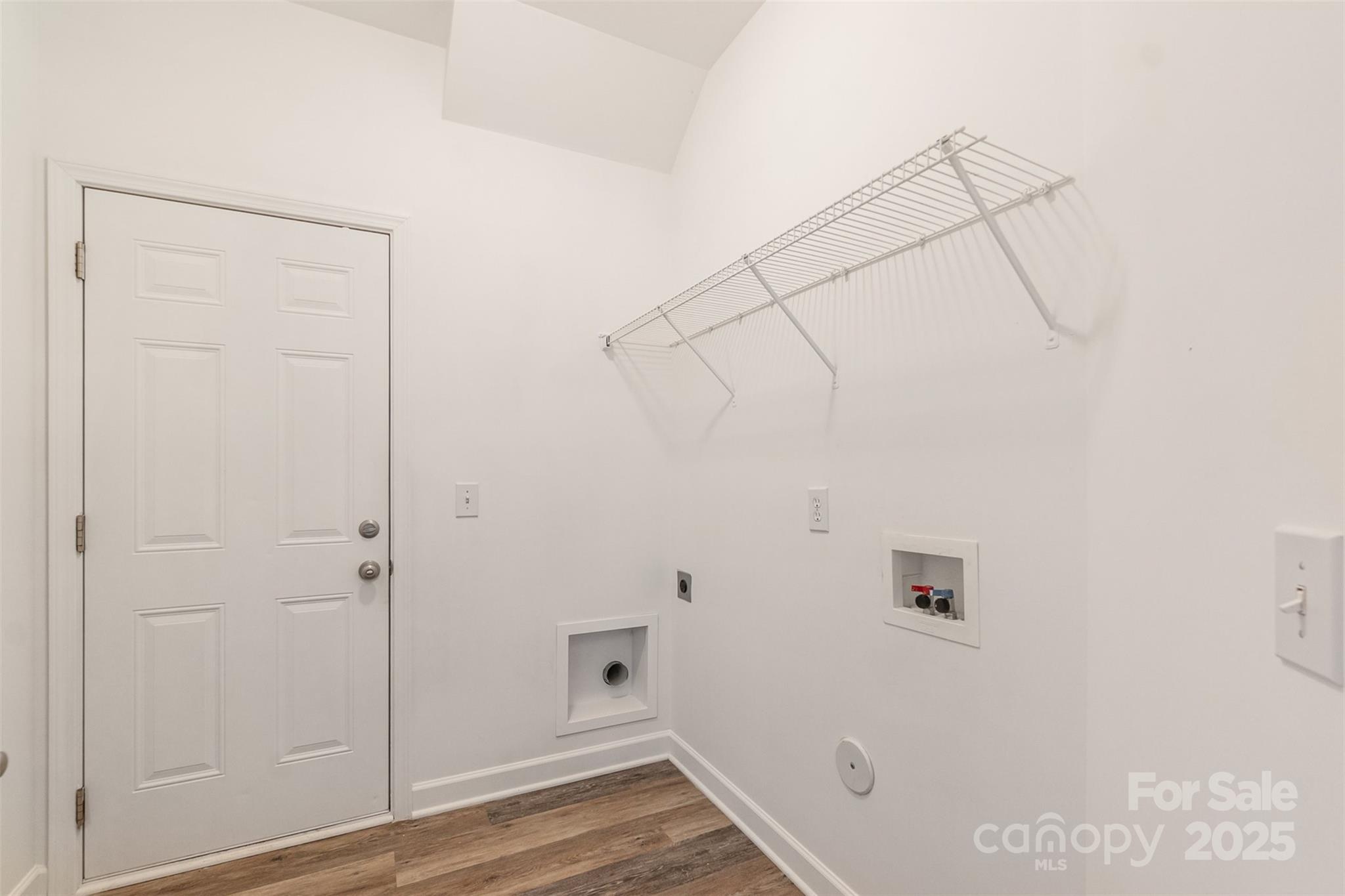 1615 Jekyll Lane Property Photo 17