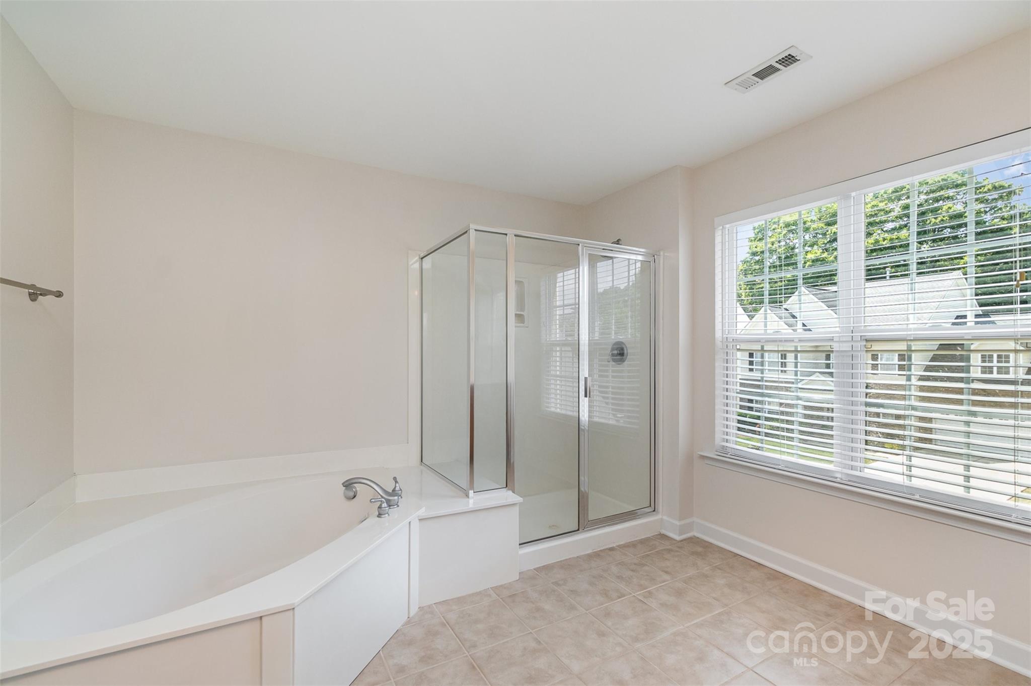 1615 Jekyll Lane Property Photo 23