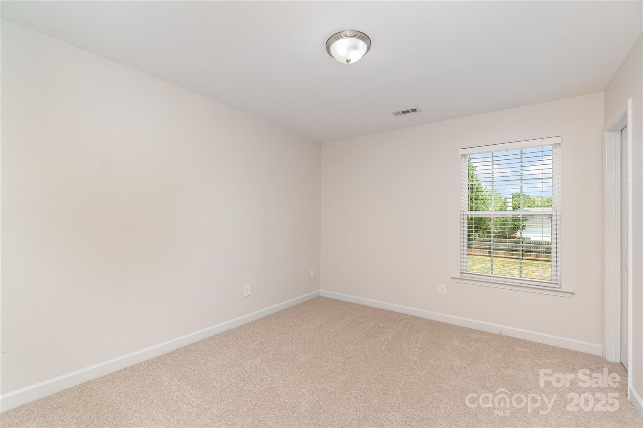 1615 Jekyll Lane Property Photo 27