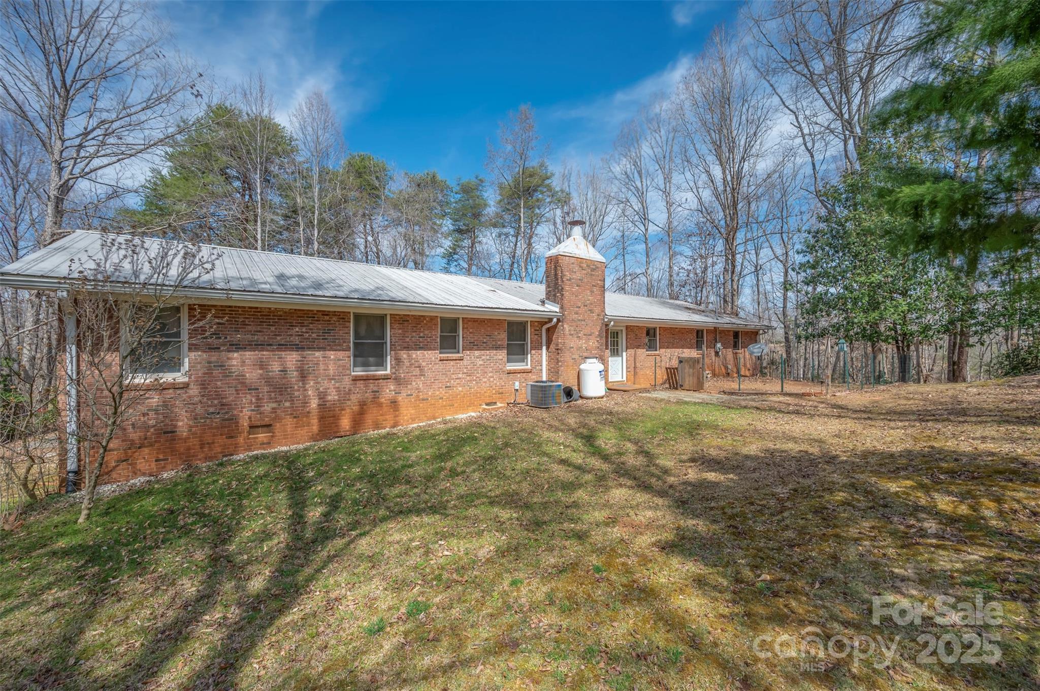 582 County Line Road Property Photo 20