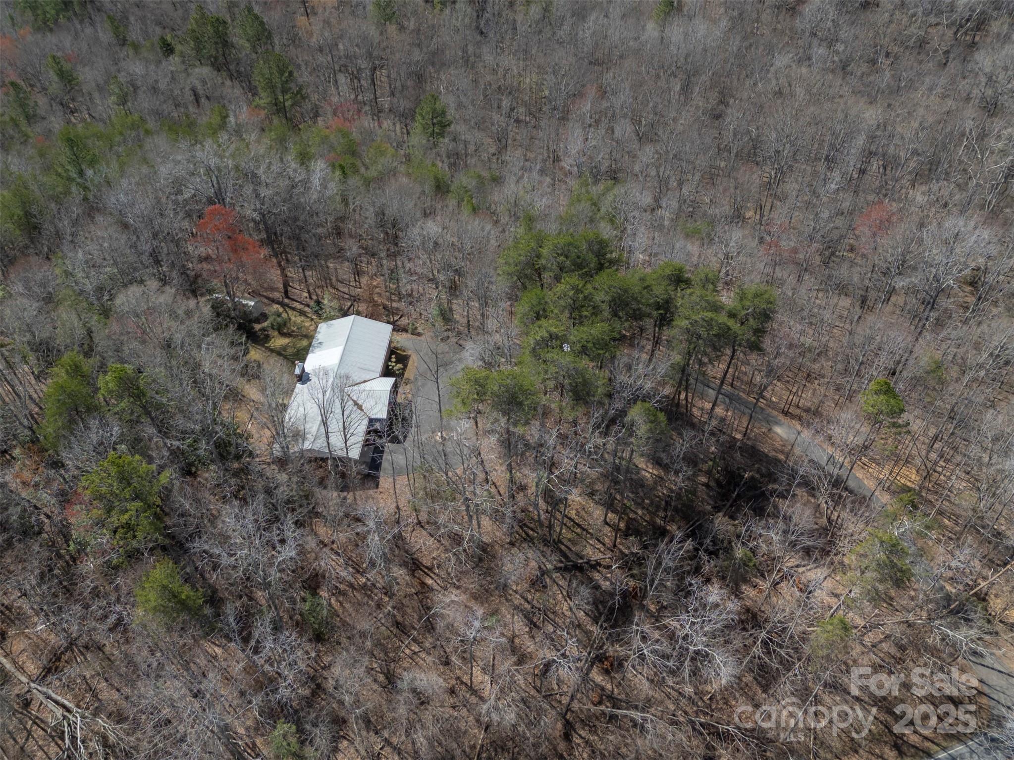 582 County Line Road Property Photo 24
