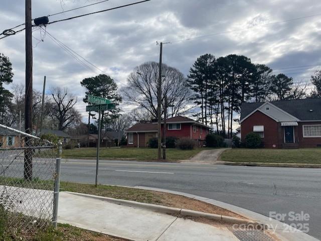 1815 Beatties Ford Road Property Photo 8