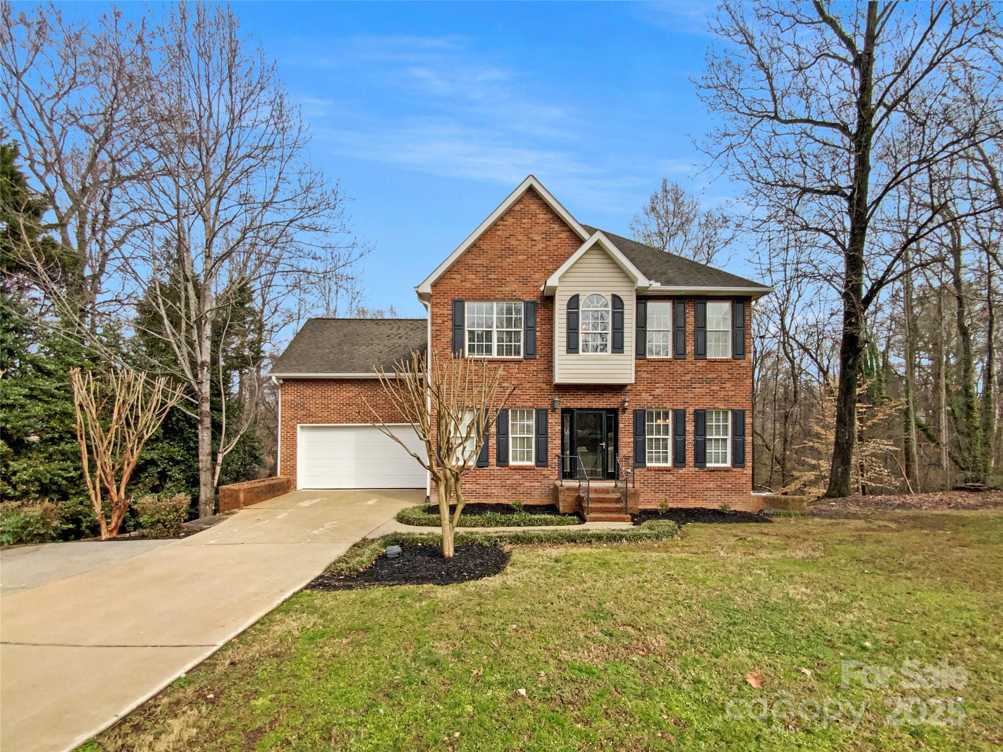 670 Sherwood Place Property Photo