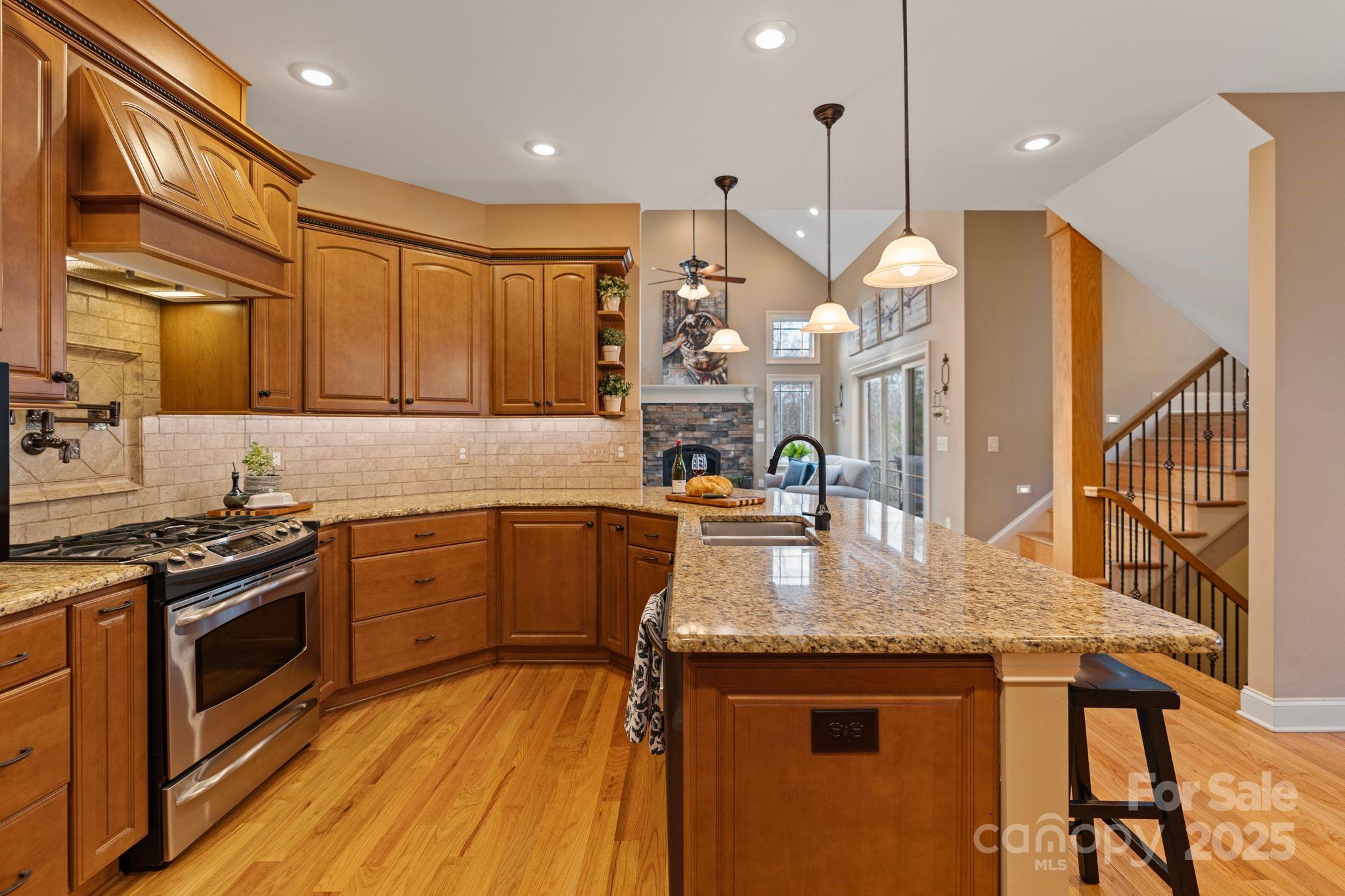 3196 Stonemill Path Property Photo 14