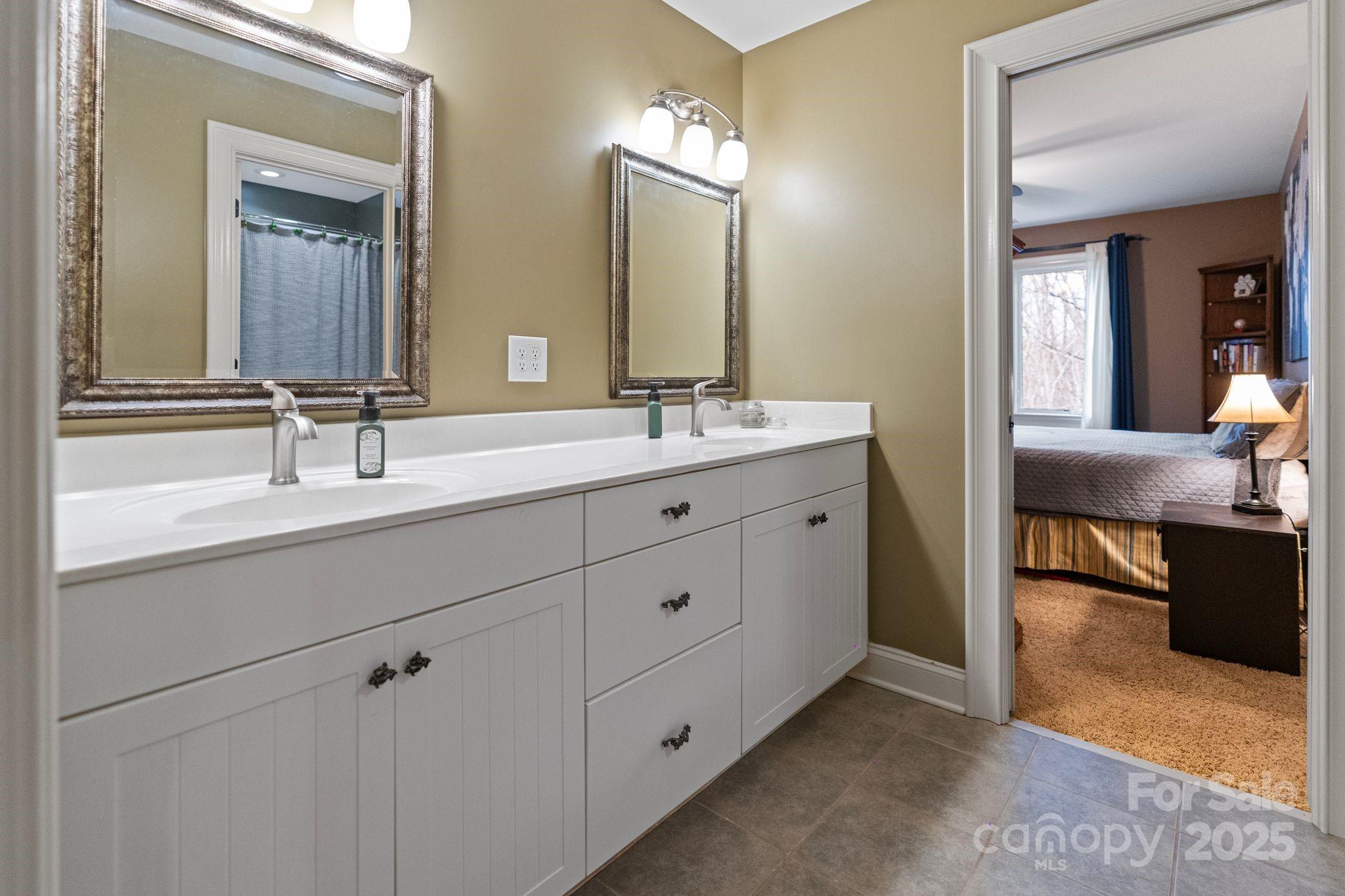 3196 Stonemill Path Property Photo 29