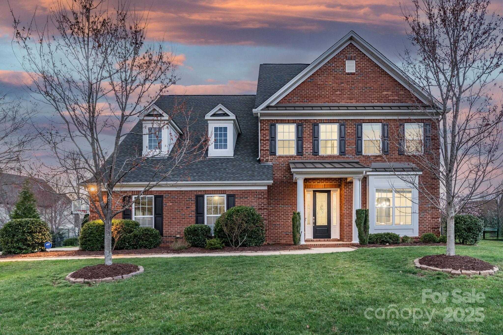 1027 Oleander Lane Property Photo