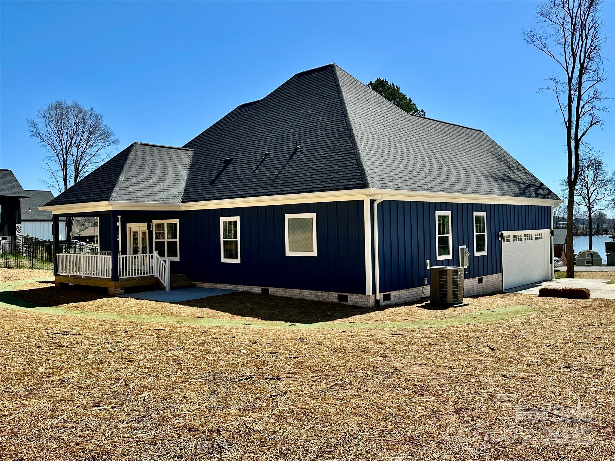 167 Harbor Point Drive Property Photo 7