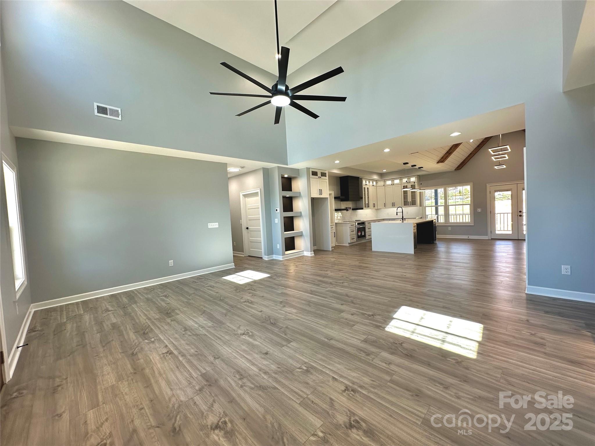 167 Harbor Point Drive Property Photo 11