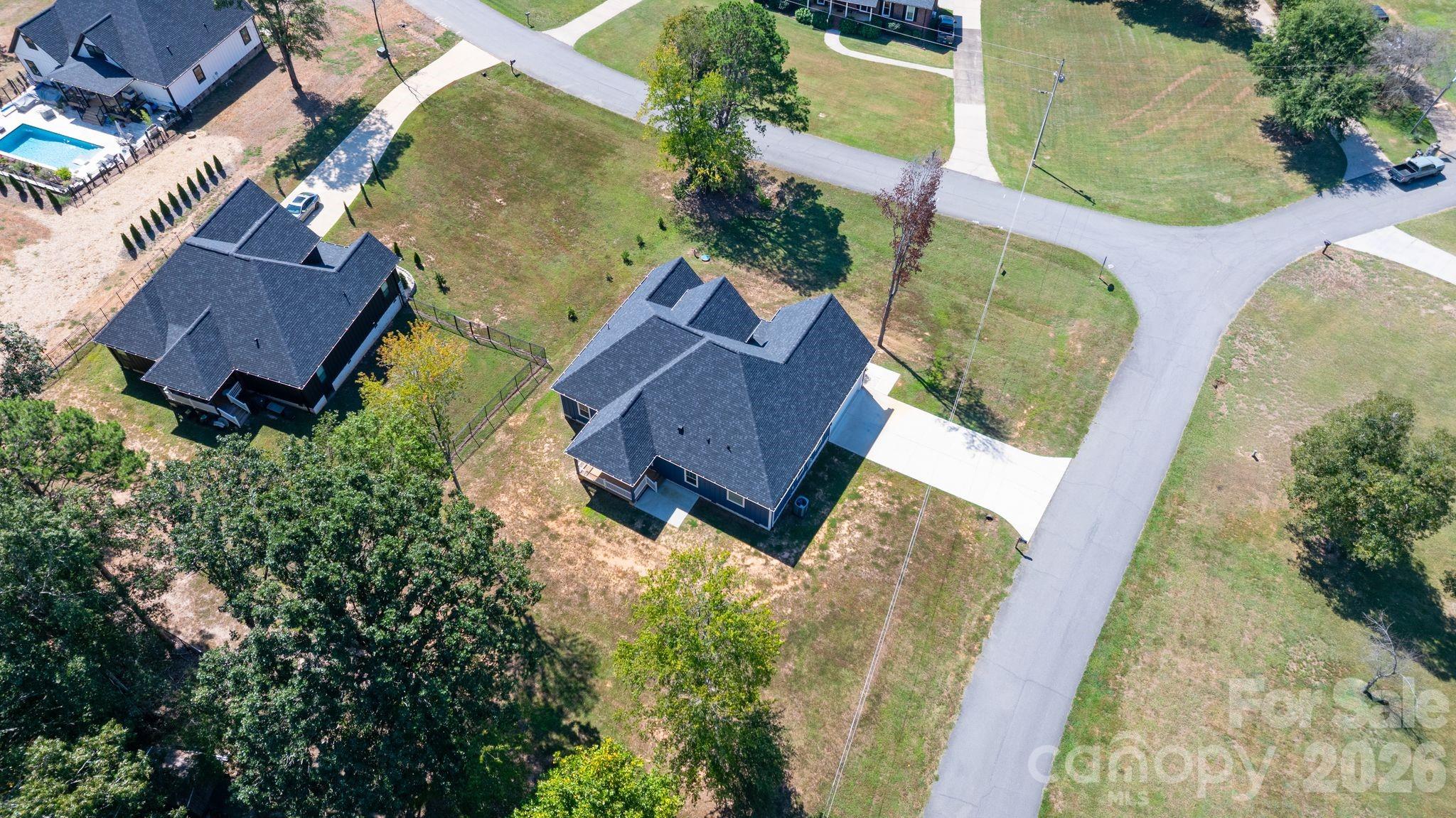 167 Harbor Point Drive Property Photo 11