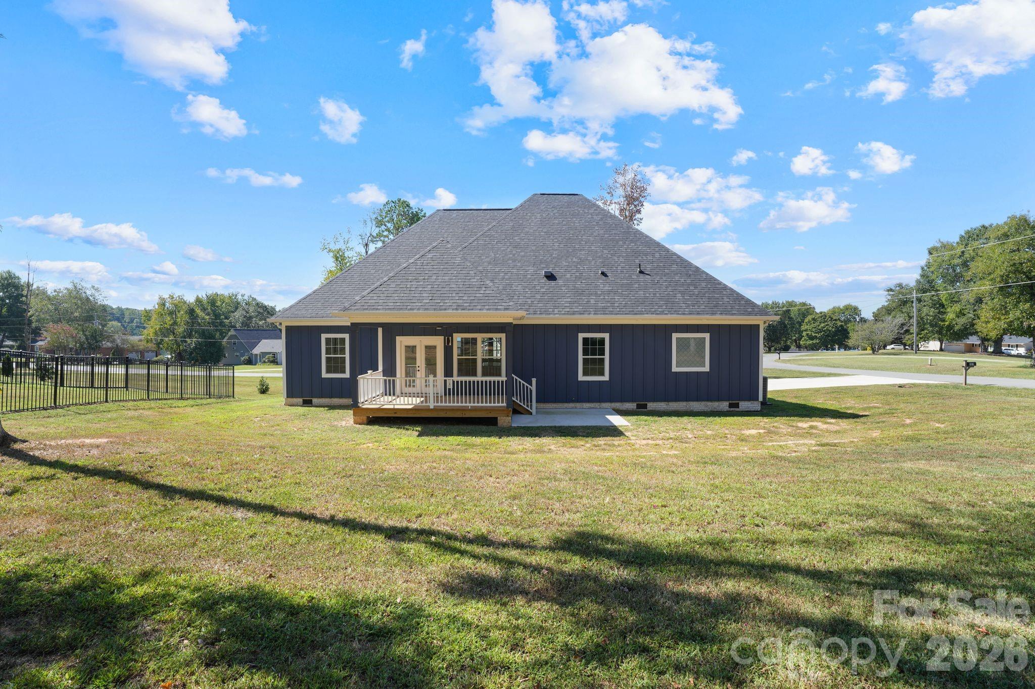 167 Harbor Point Drive Property Photo 17