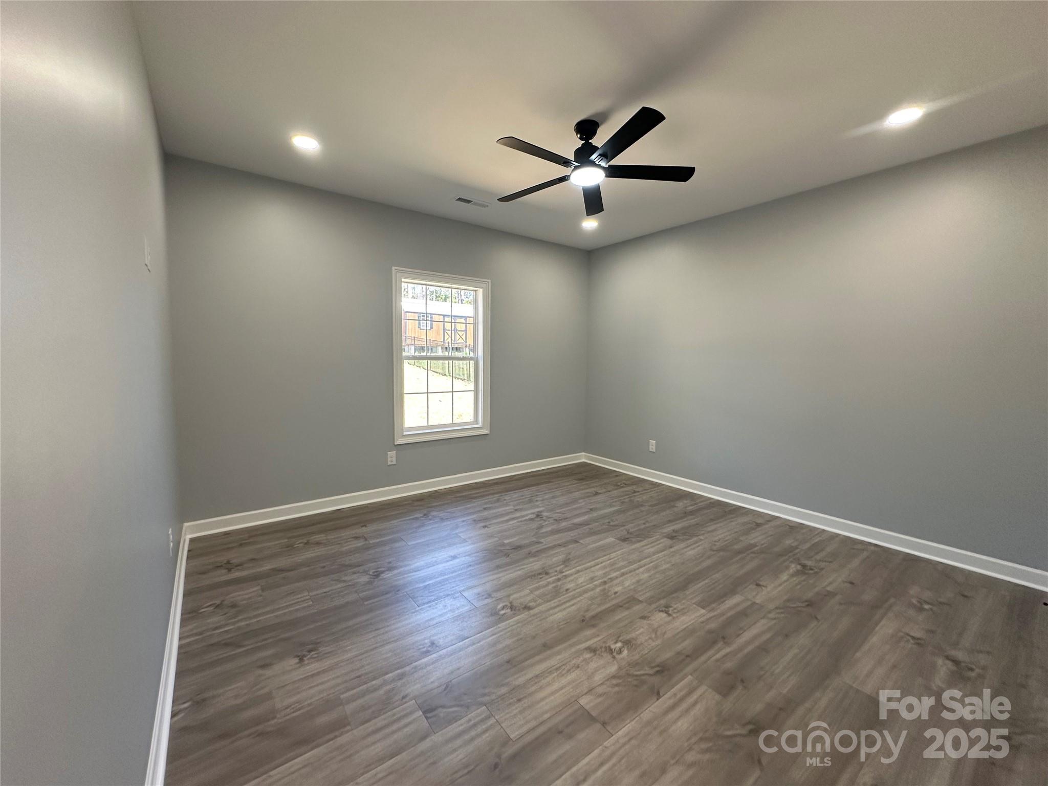 167 Harbor Point Drive Property Photo 37
