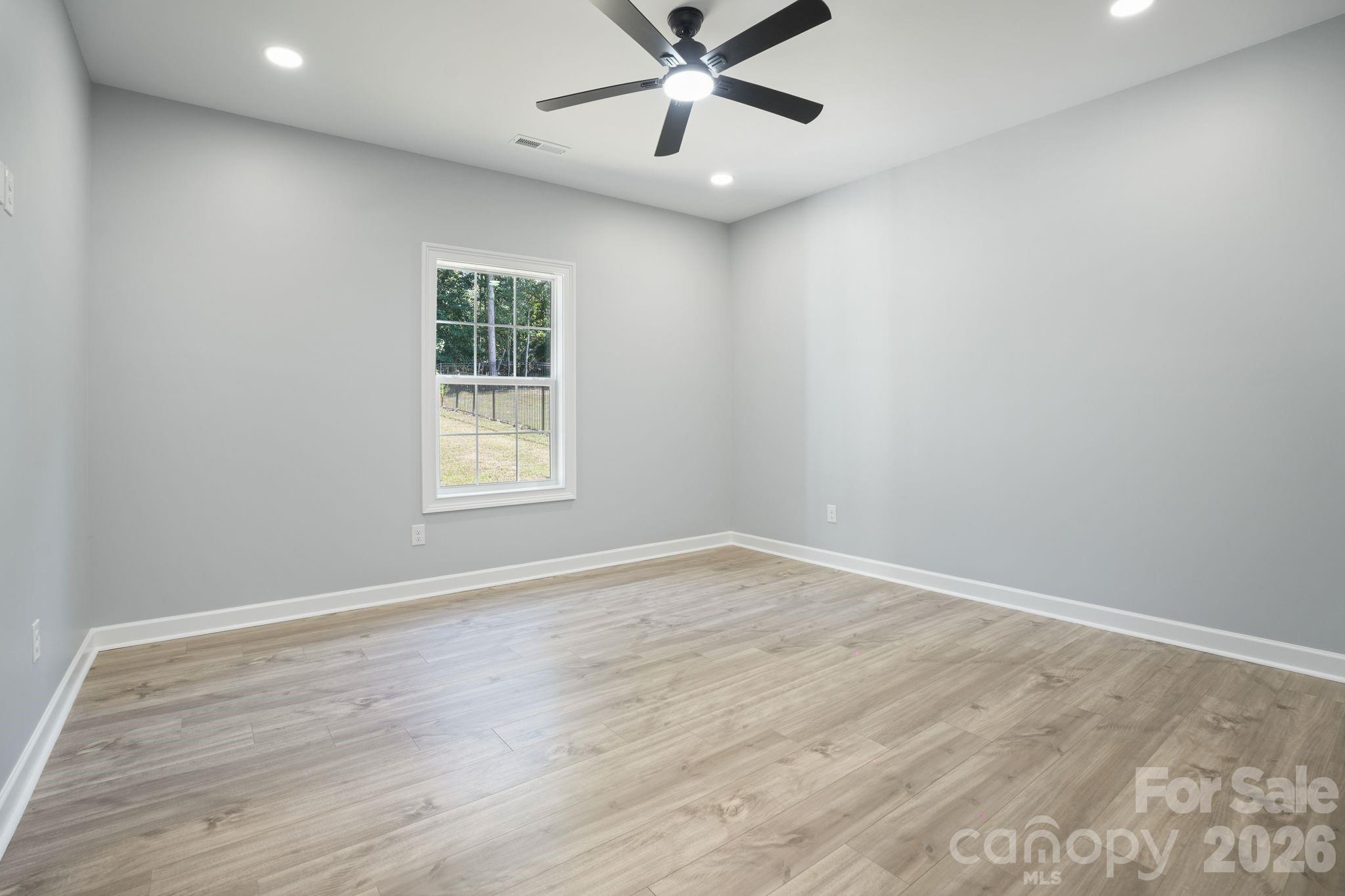 167 Harbor Point Drive Property Photo 42