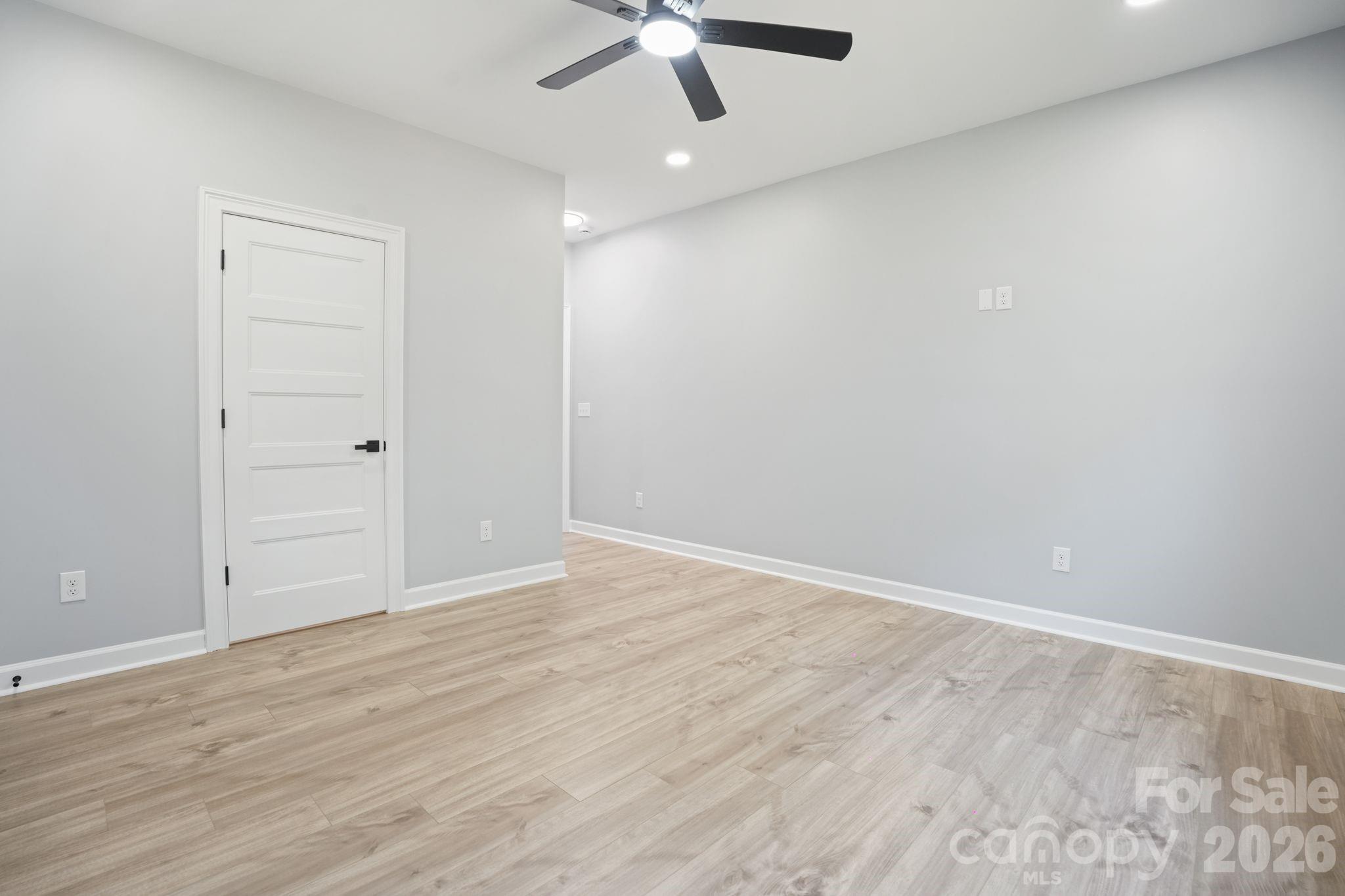 167 Harbor Point Drive Property Photo 43