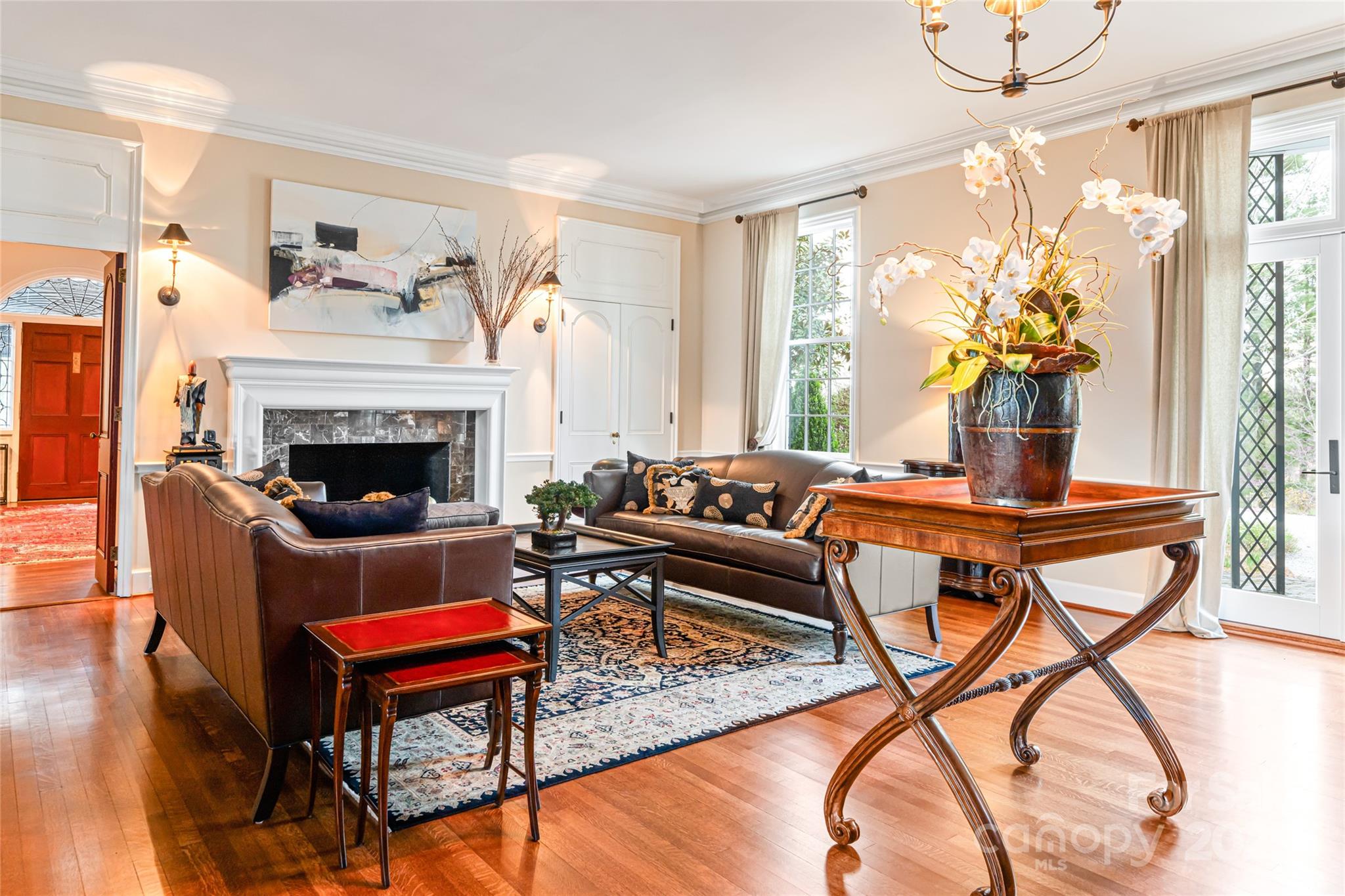 365 Sherwood Drive Property Photo 11