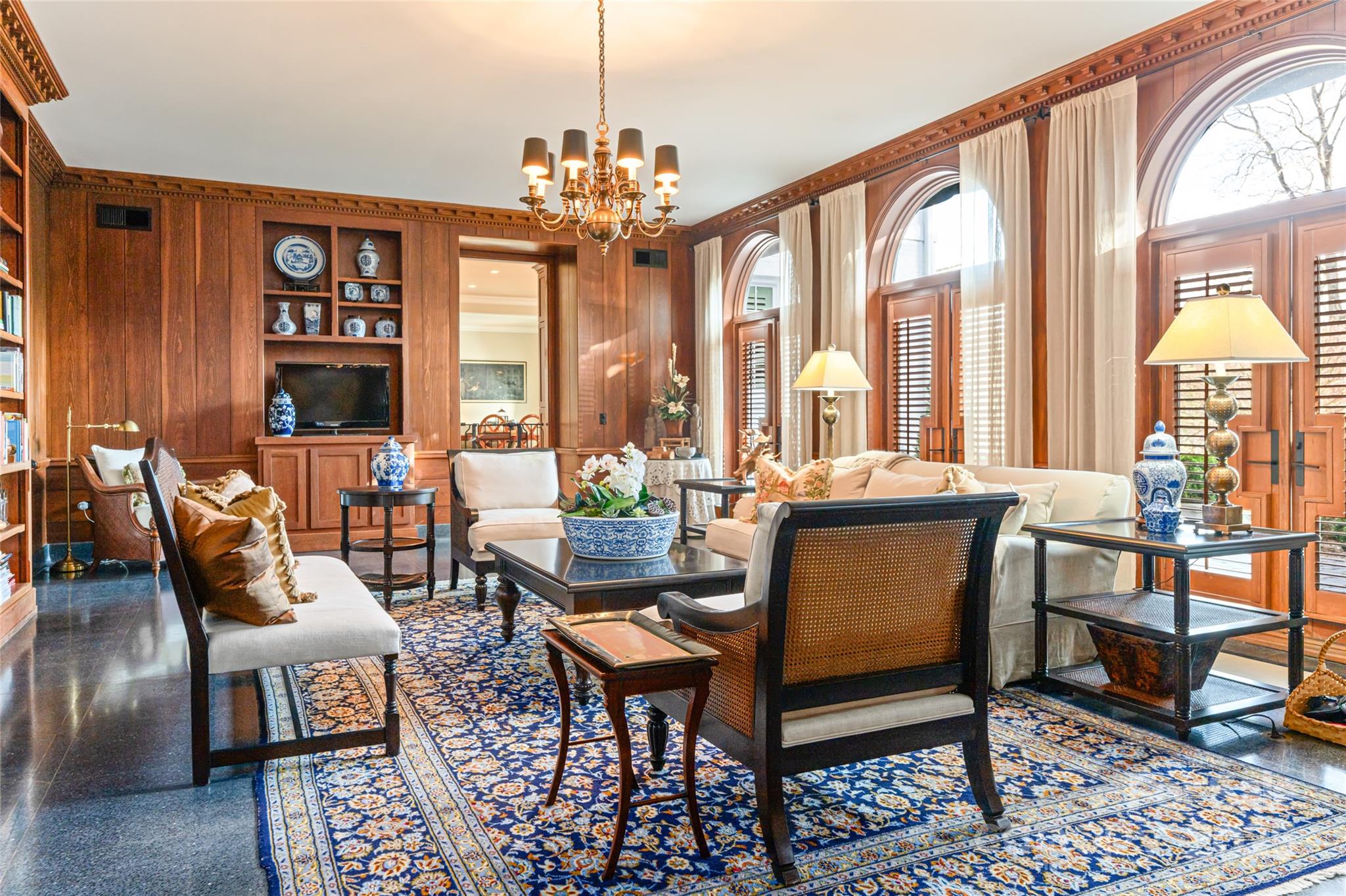 365 Sherwood Drive Property Photo 12