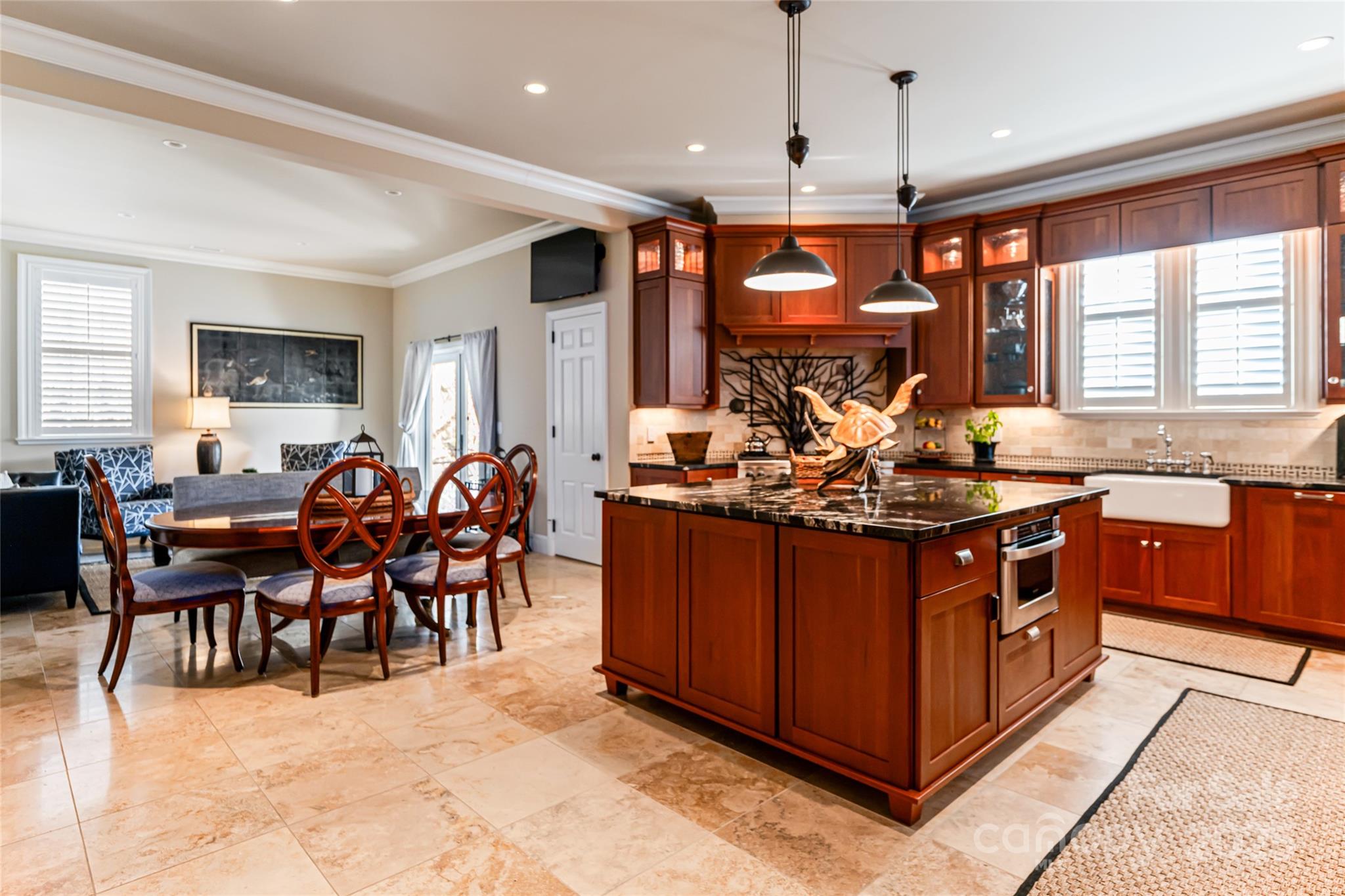 365 Sherwood Drive Property Photo 17