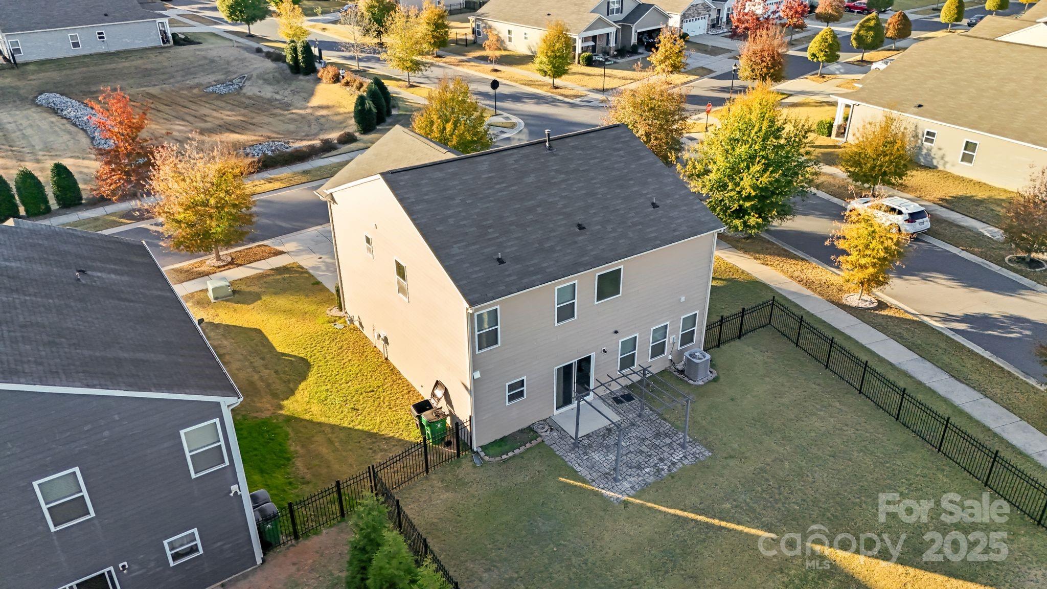 11203 Chapeclane Road Property Photo 2