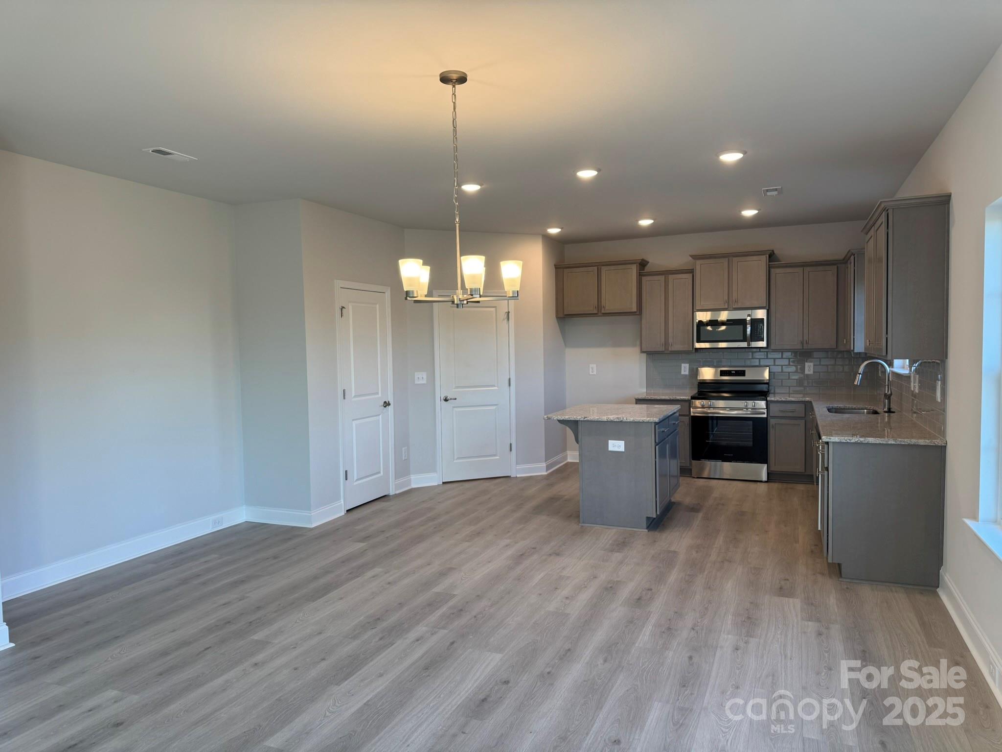 117 High Rock Court 9 Property Photo 8