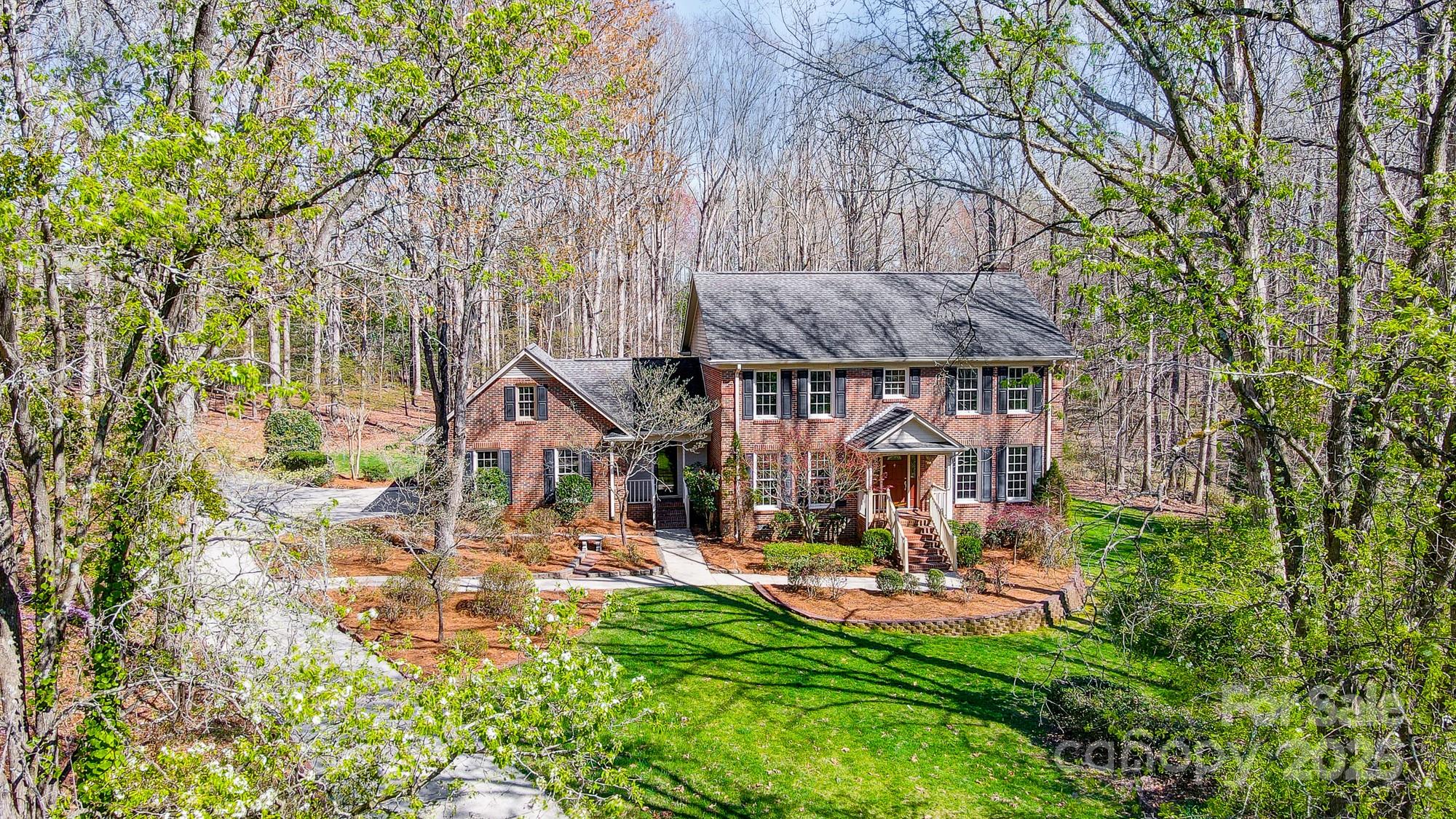 9951 Providence Forest Lane Property Photo 2