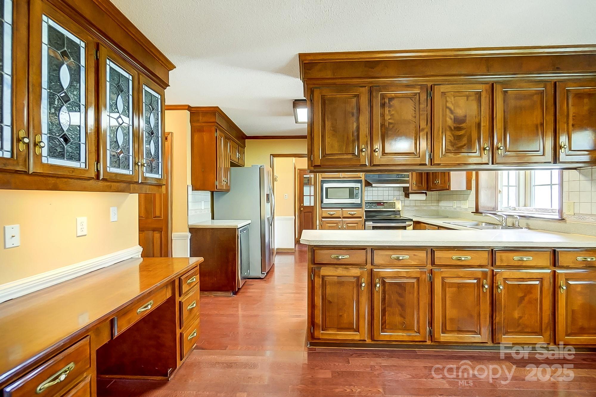 9951 Providence Forest Lane Property Photo 14