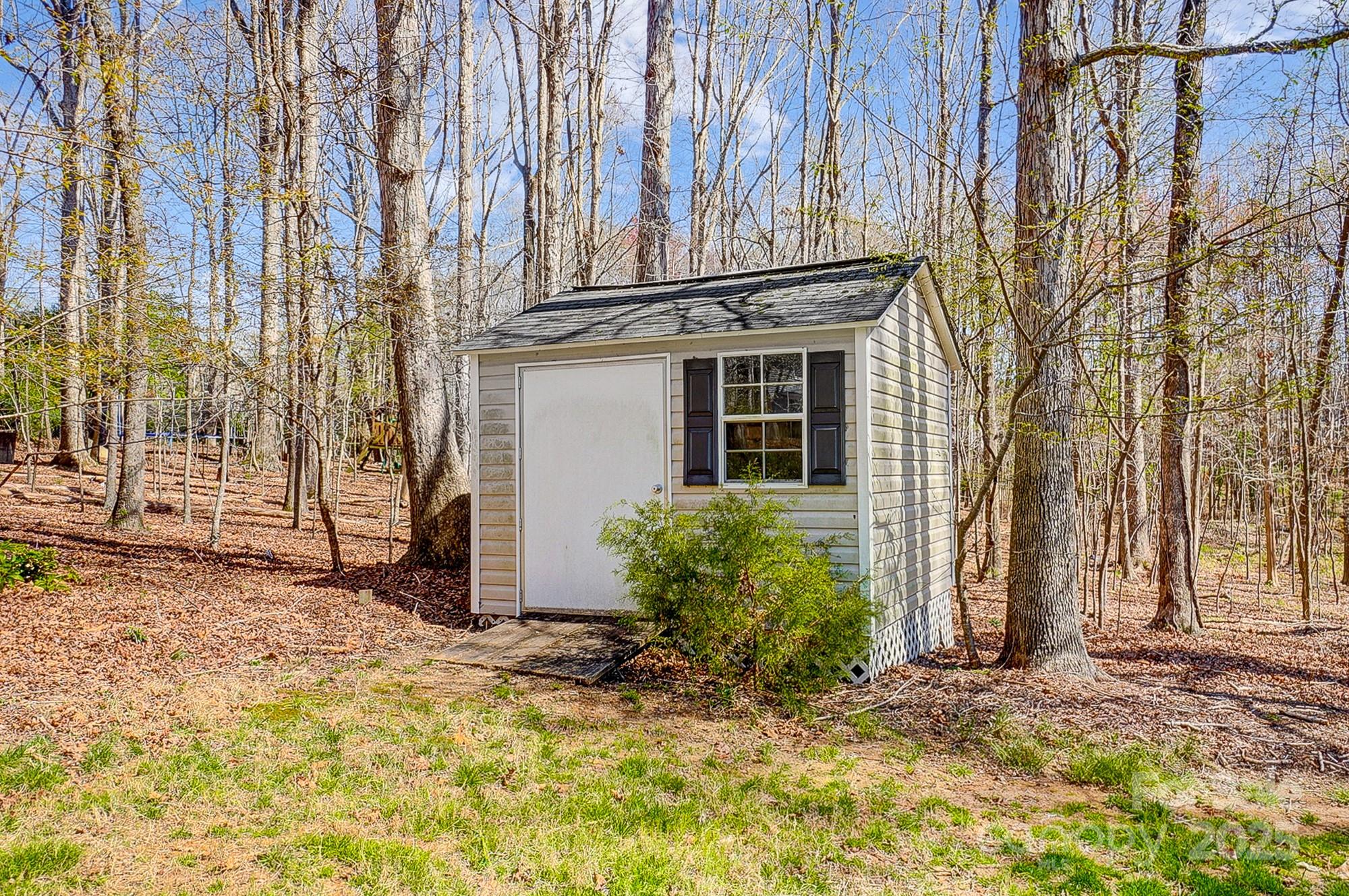 9951 Providence Forest Lane Property Photo 44