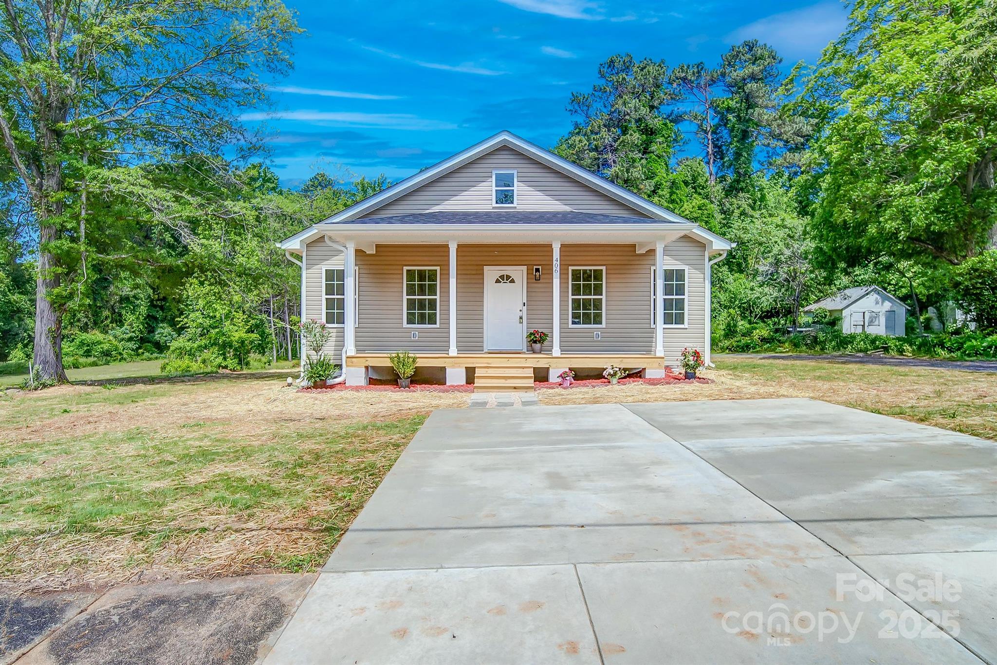 406 White Store Road Property Photo 3