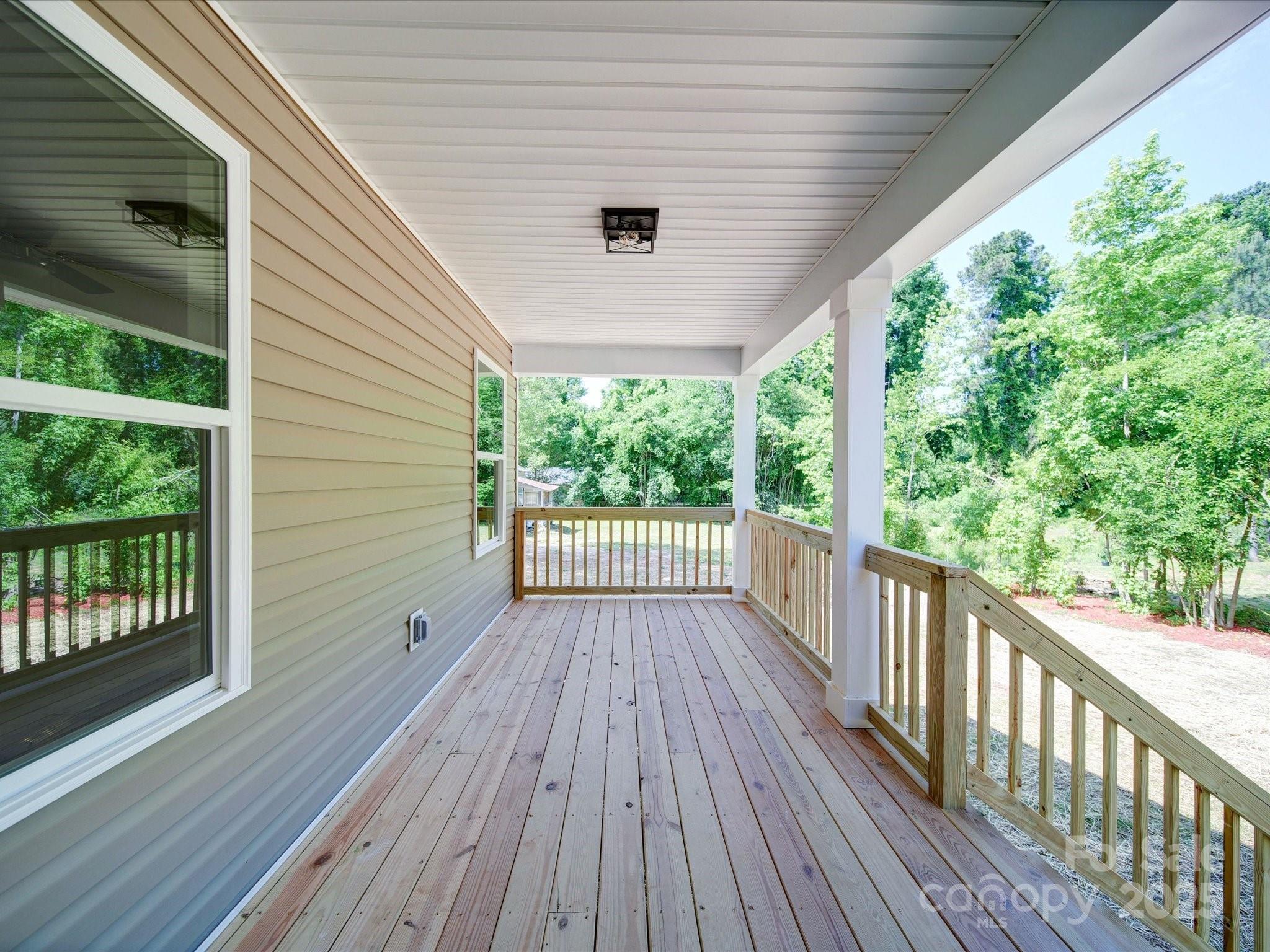406 White Store Road Property Photo 27