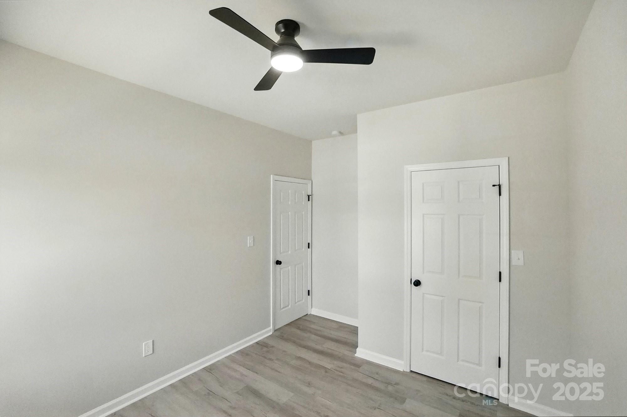 416 Clinton Avenue Property Photo 18