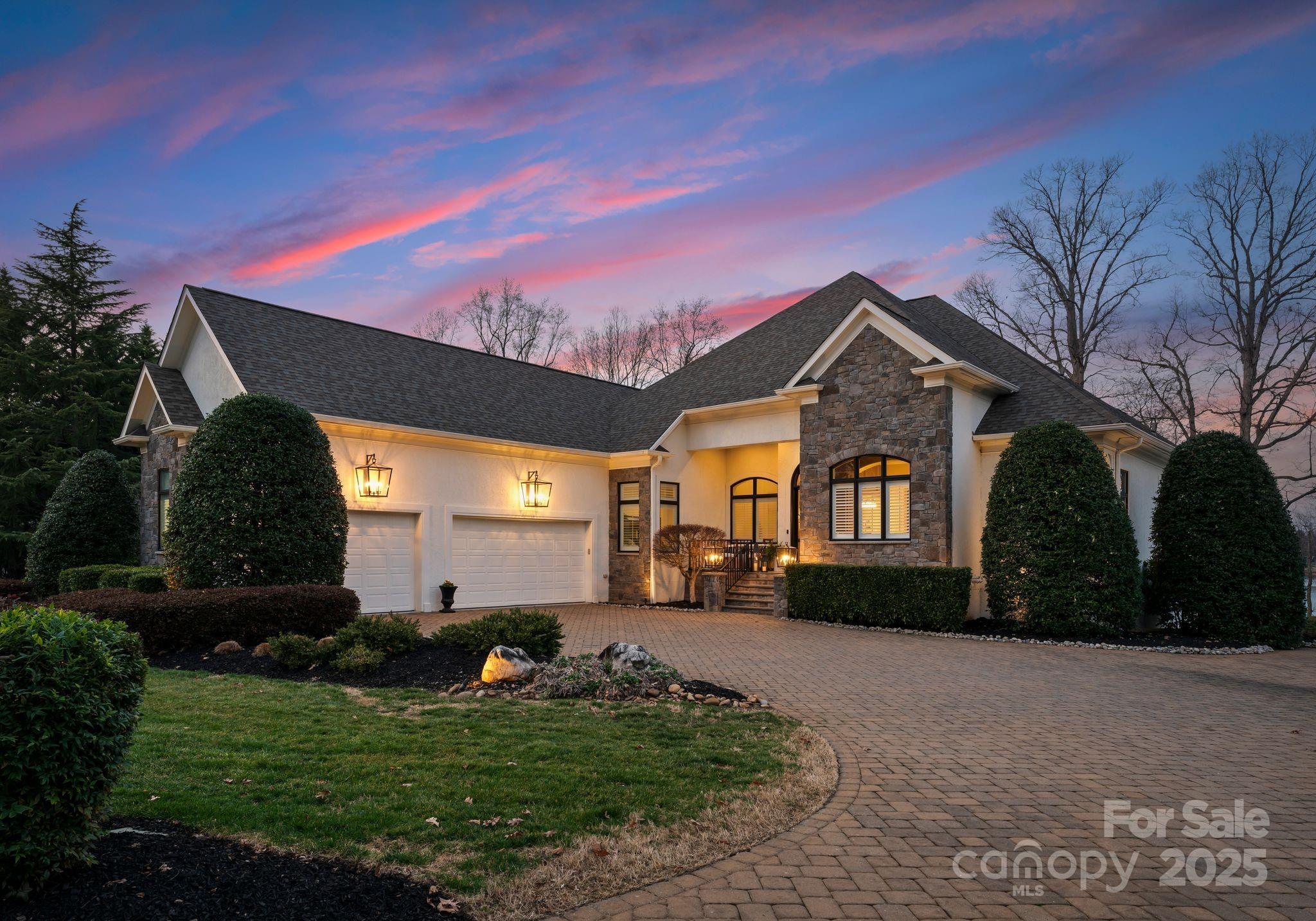 147 Shelburne Place Property Photo 4
