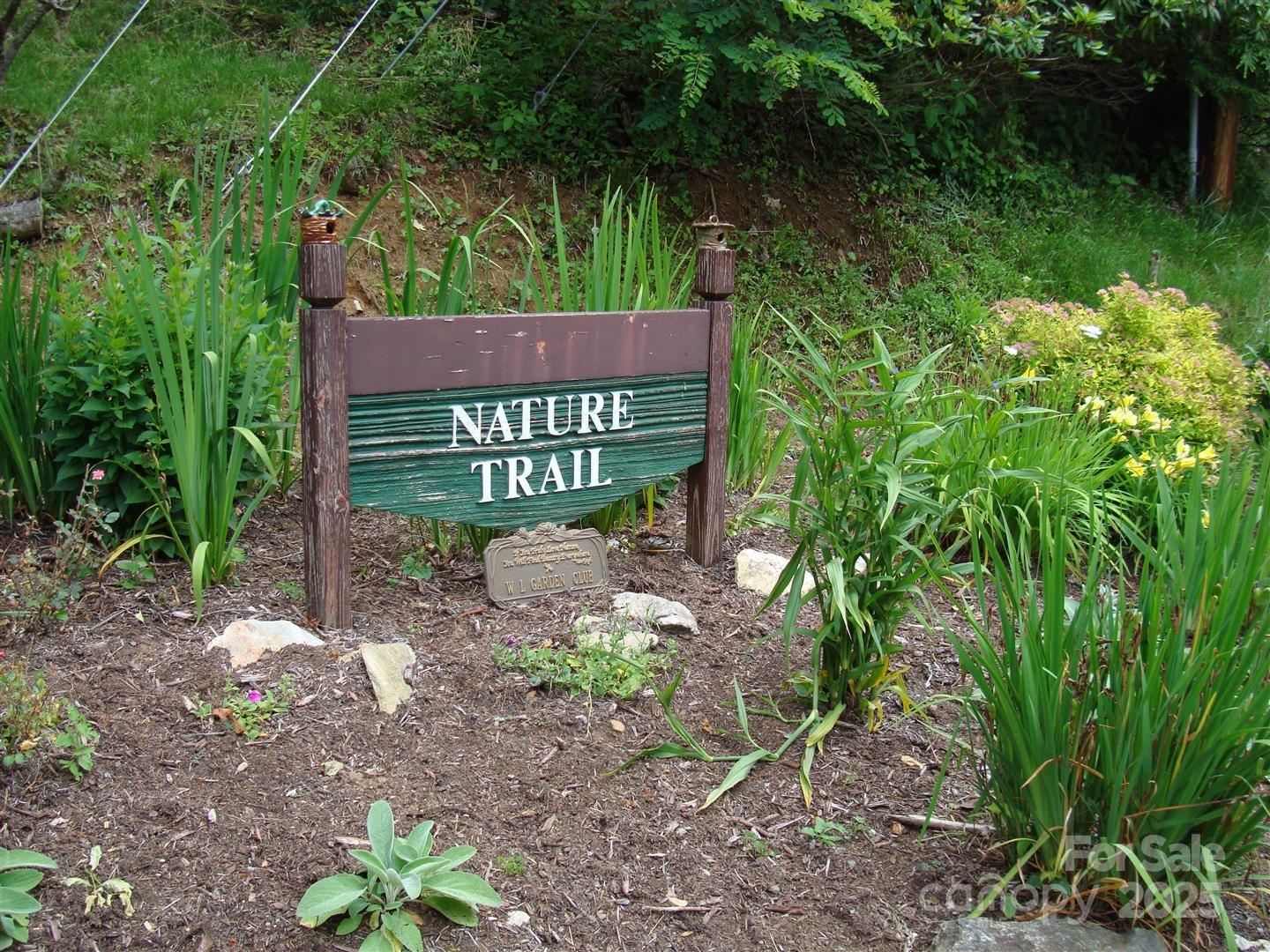 244 & 245 Grouse Thicket Lane Property Photo 11