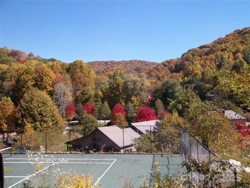 261 Grouse Thicket Lane Property Photo 16