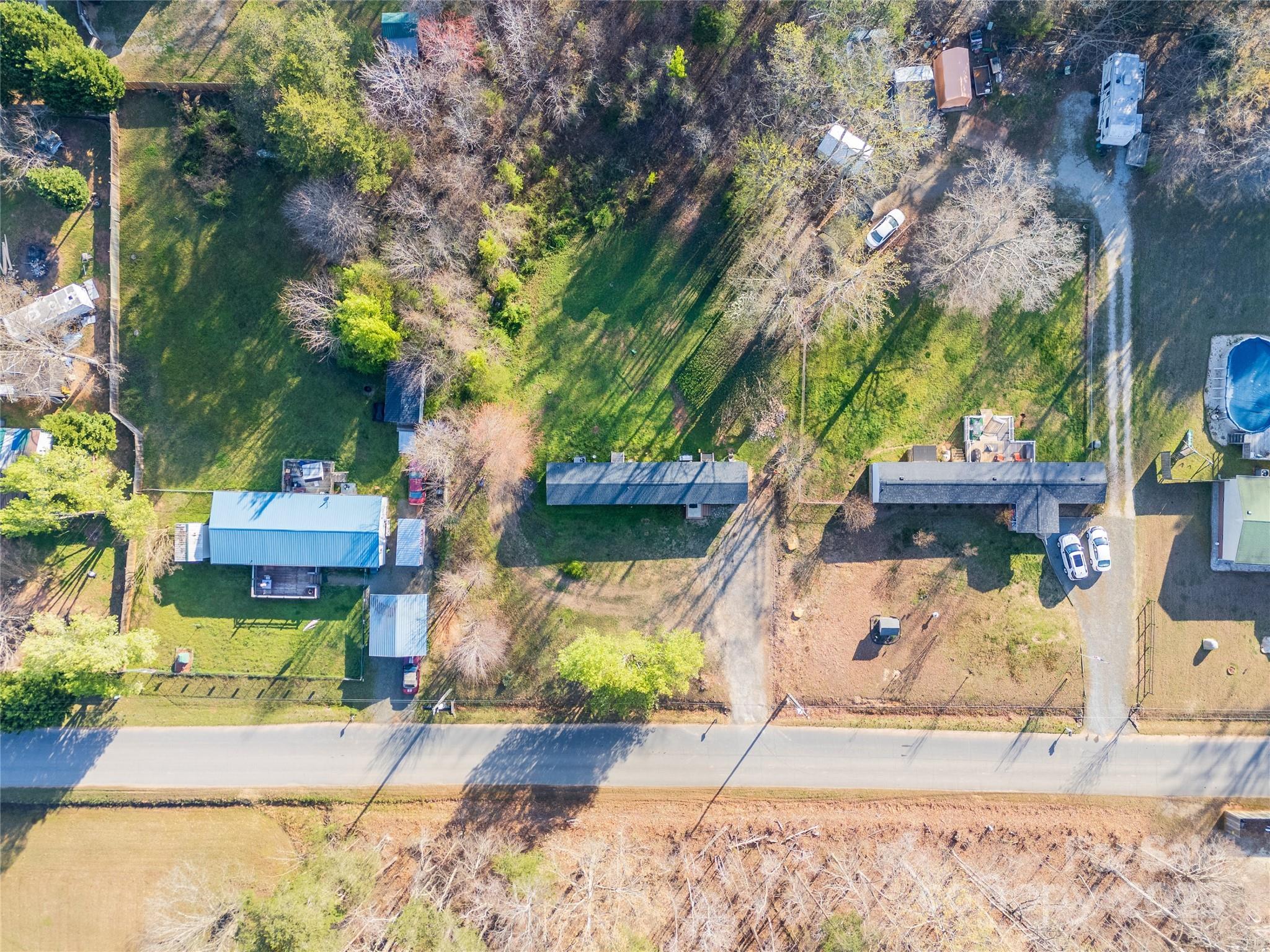 130 Delinda Drive Property Photo 2