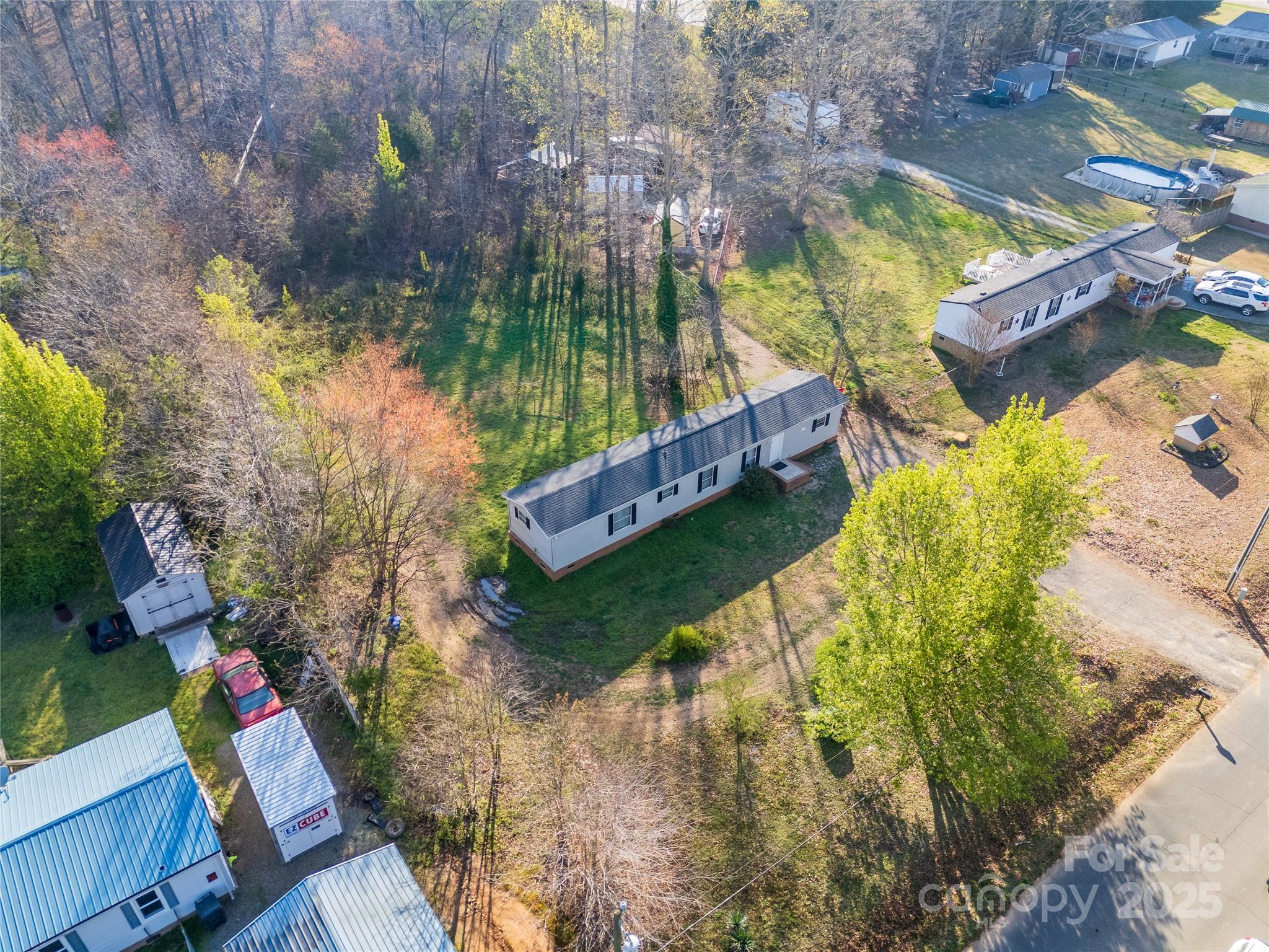 130 Delinda Drive Property Photo 4