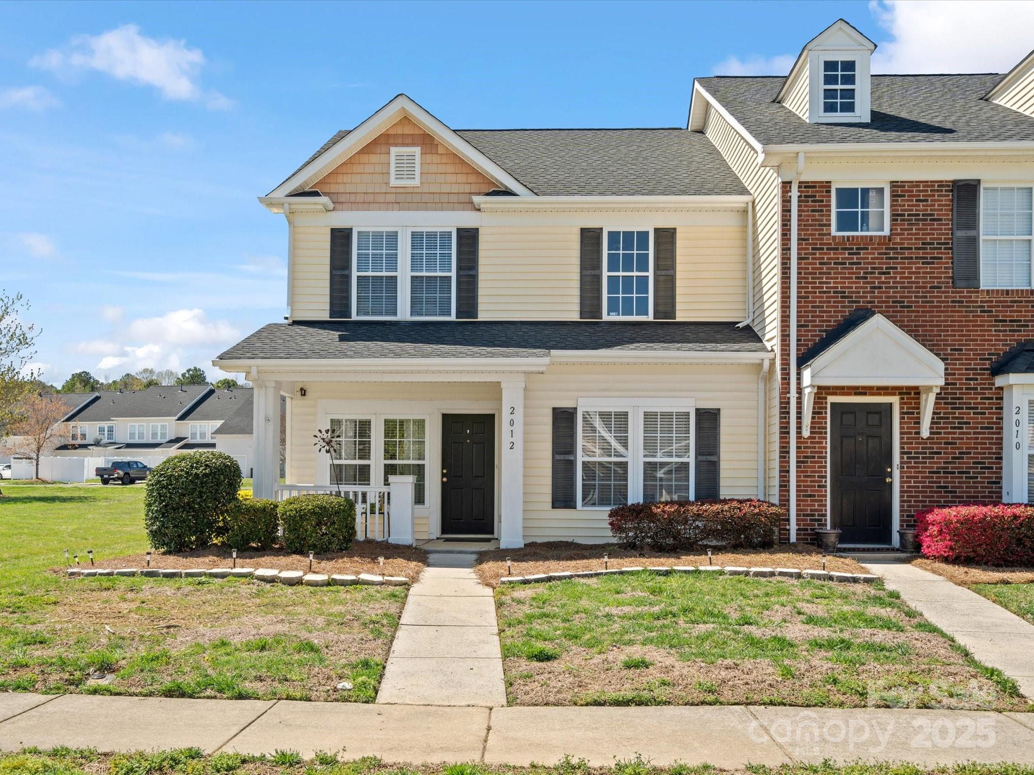 2012 Oakstone Drive Property Photo