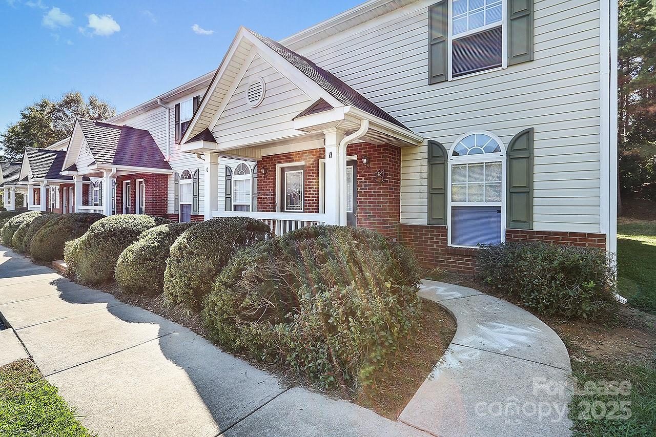 1304 S Hayne Street Property Photo