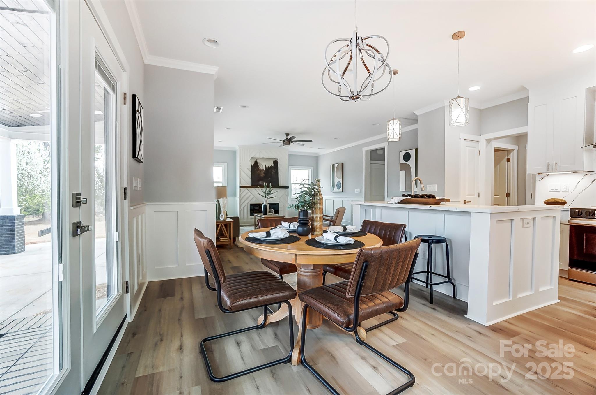 1357 Malden Court Property Photo 24