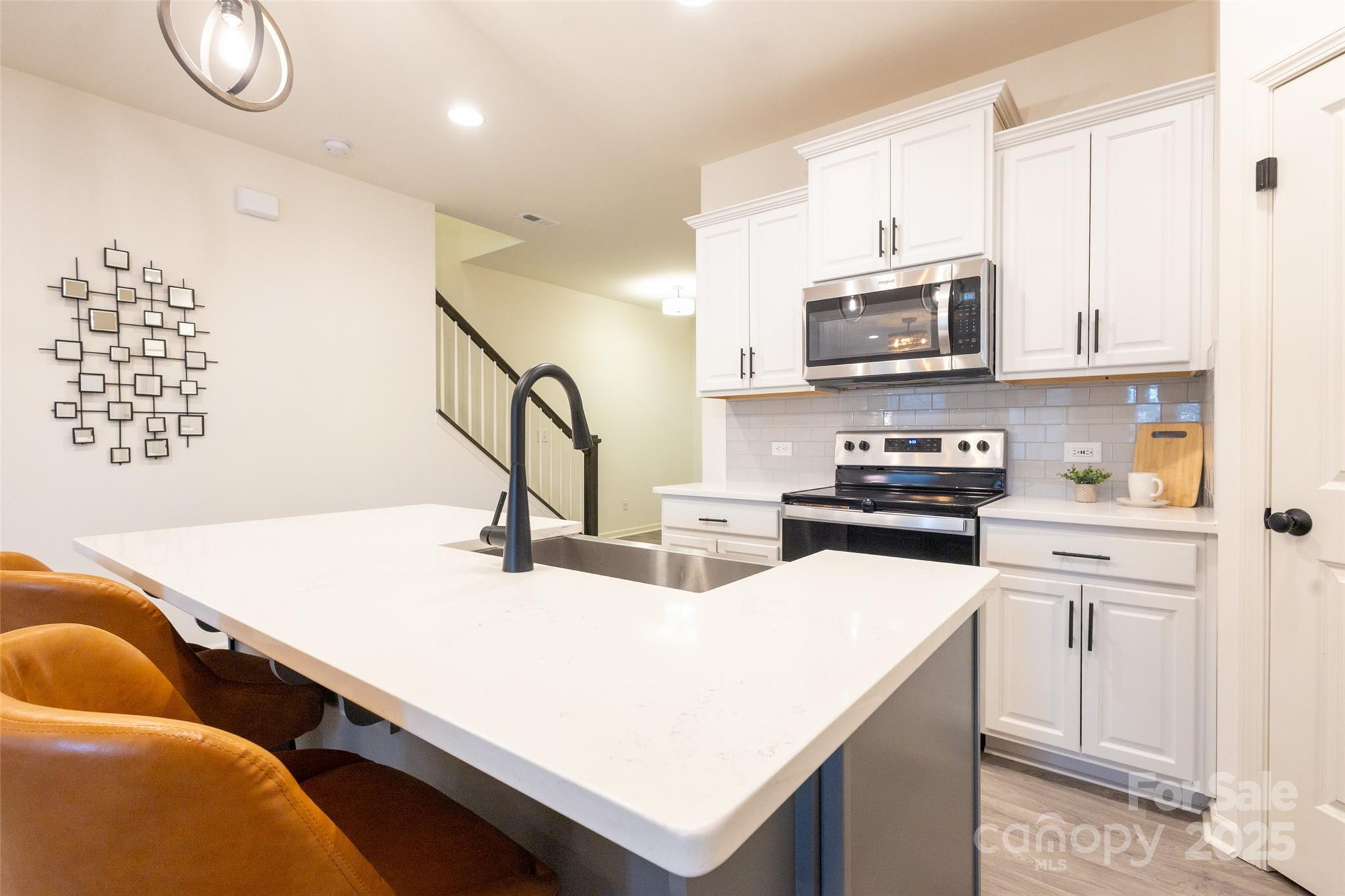 13024 Suncreek Terrace Property Photo 10