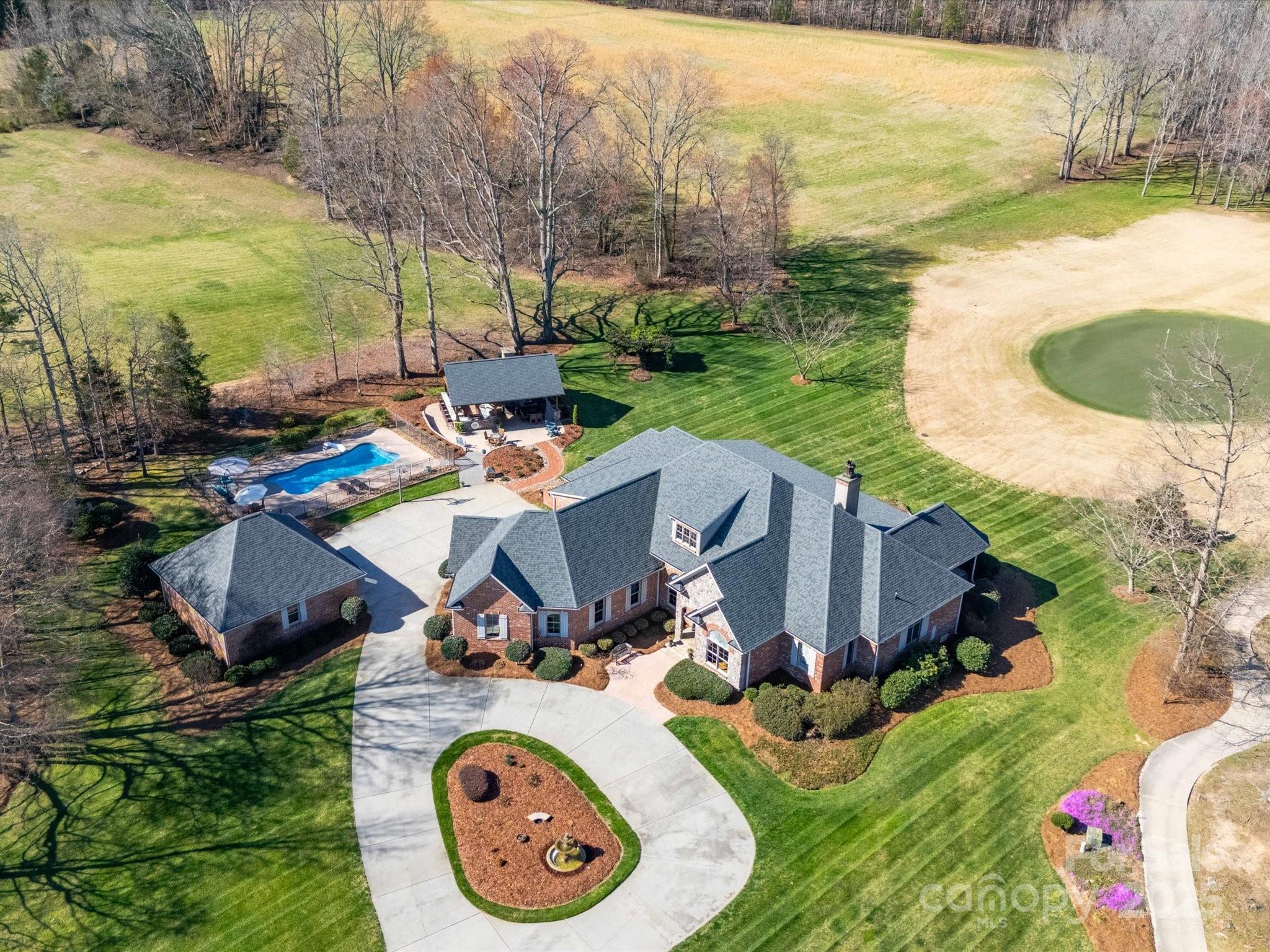 810 Lake Wright Road Property Photo 2